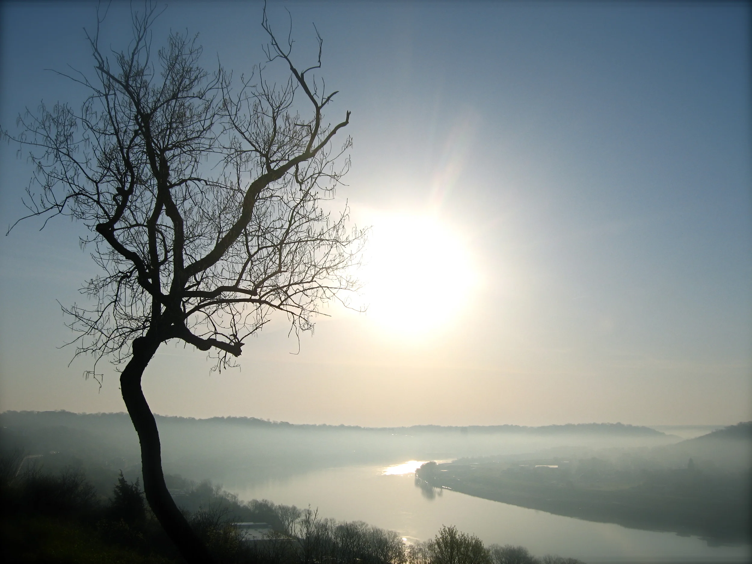 WINTER MORNING, OHIO RIVER 