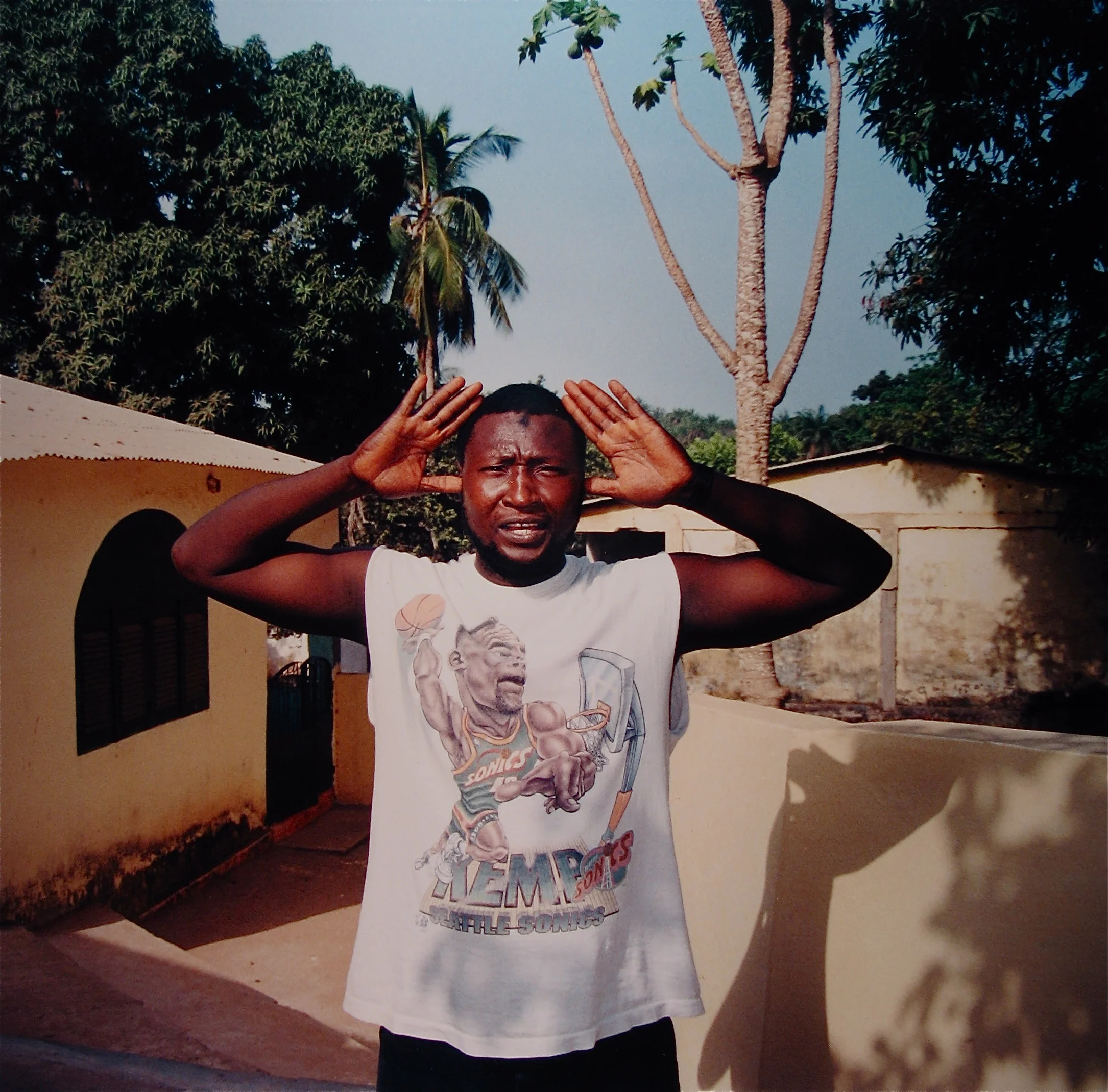 BAI BAI CALLING FOR PRAYER, GUINEA