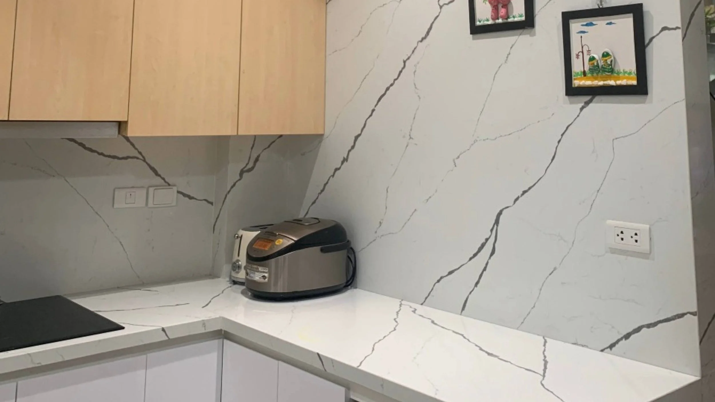 Kufonisia Cuarzo Instalado  (2).jpg