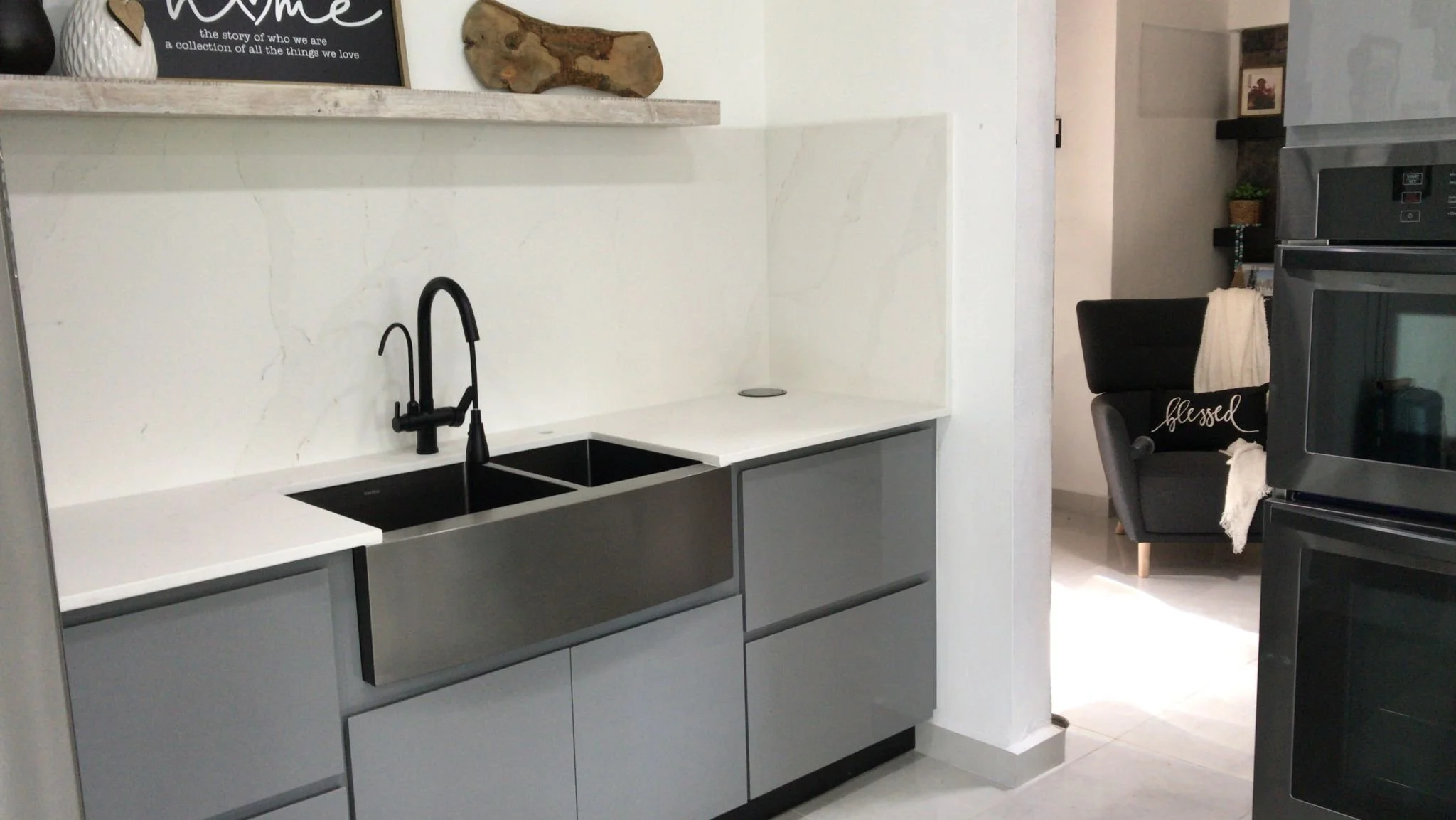 Apollonia Lydia (1).jpeg