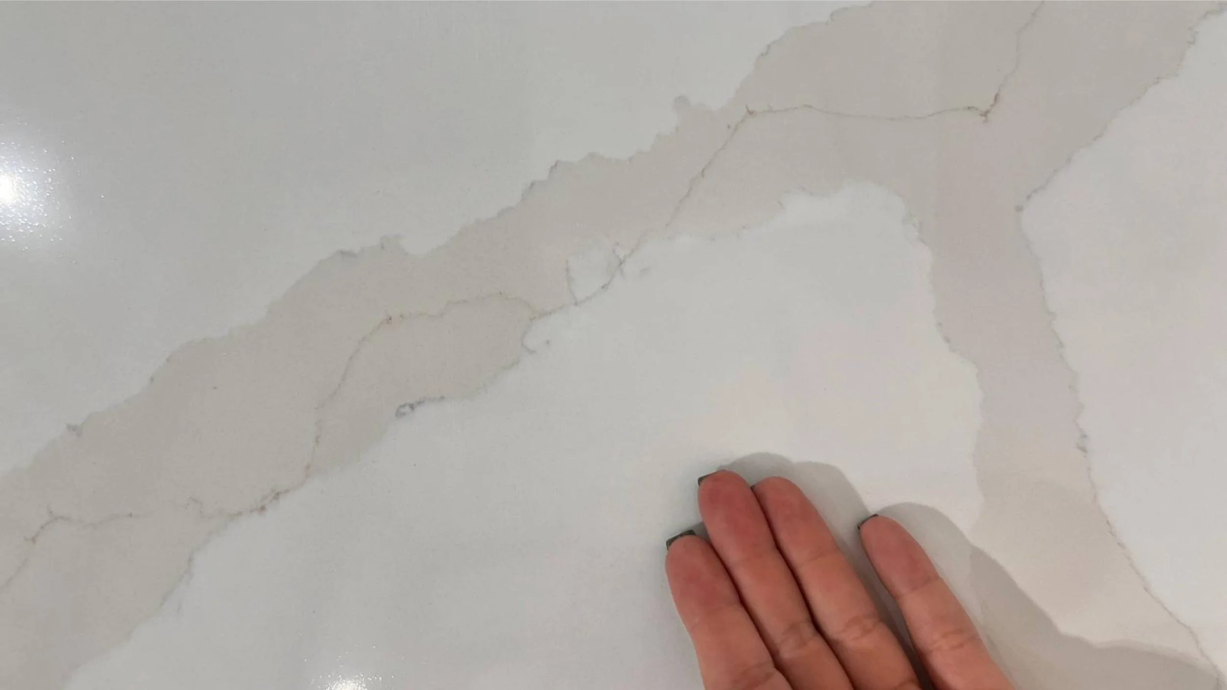 Corinto Cuarzo Website Quartz By Ninham (2).jpg