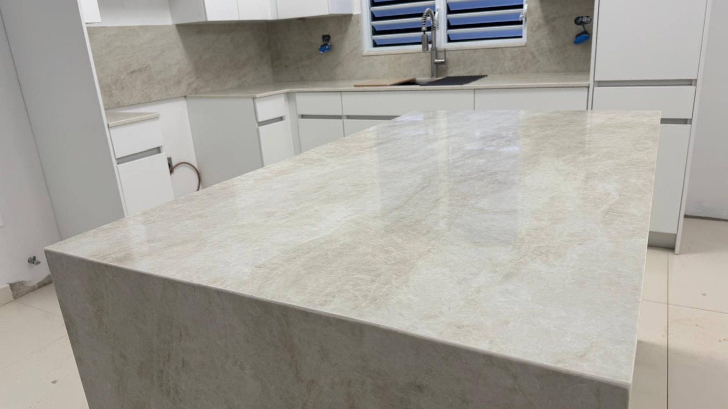 Citera Citera stone countertops en calidos tonos tierra para encimeras en ...