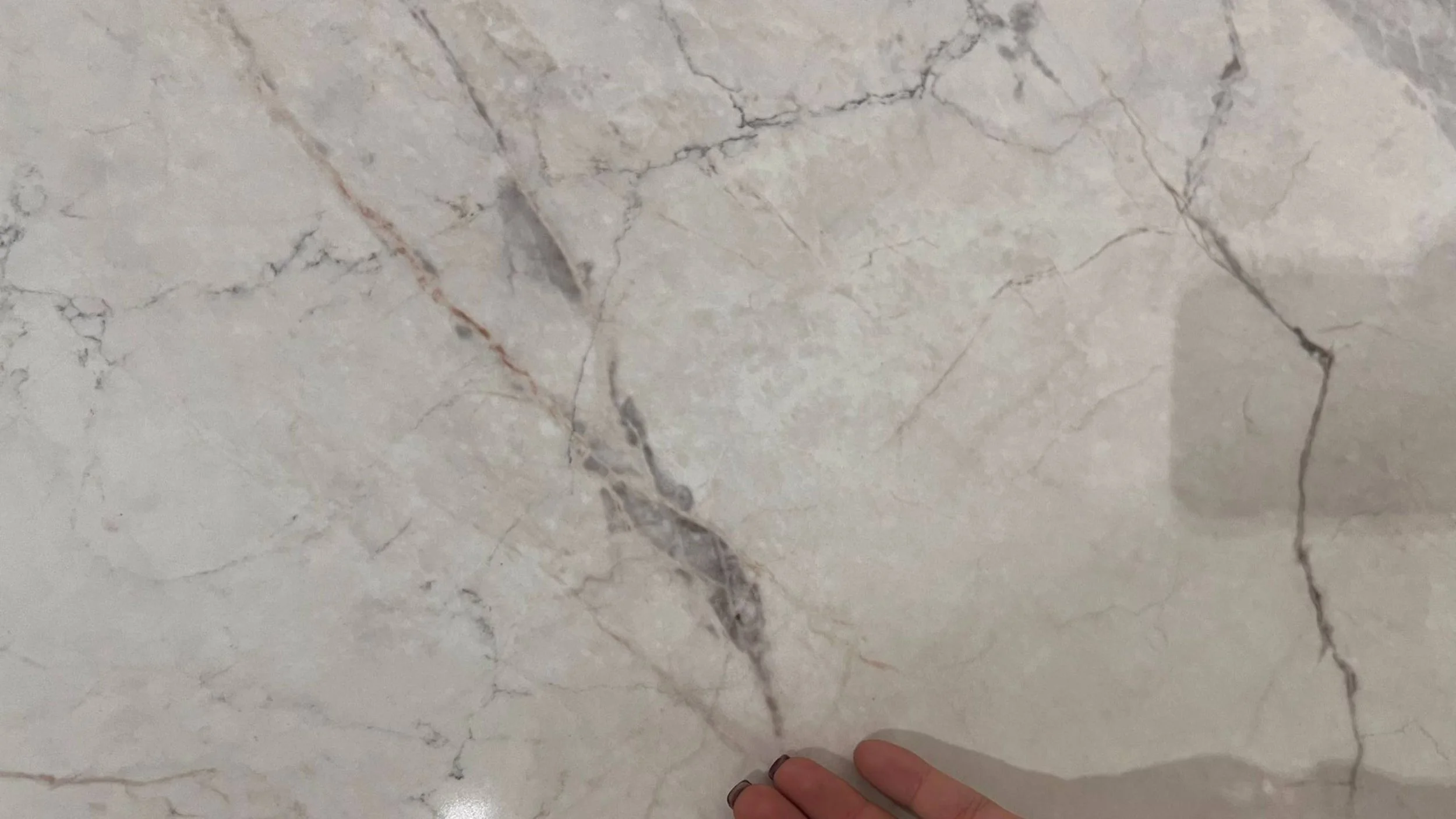 Delphi Cuarzo Ninham Countertop (2).jpg