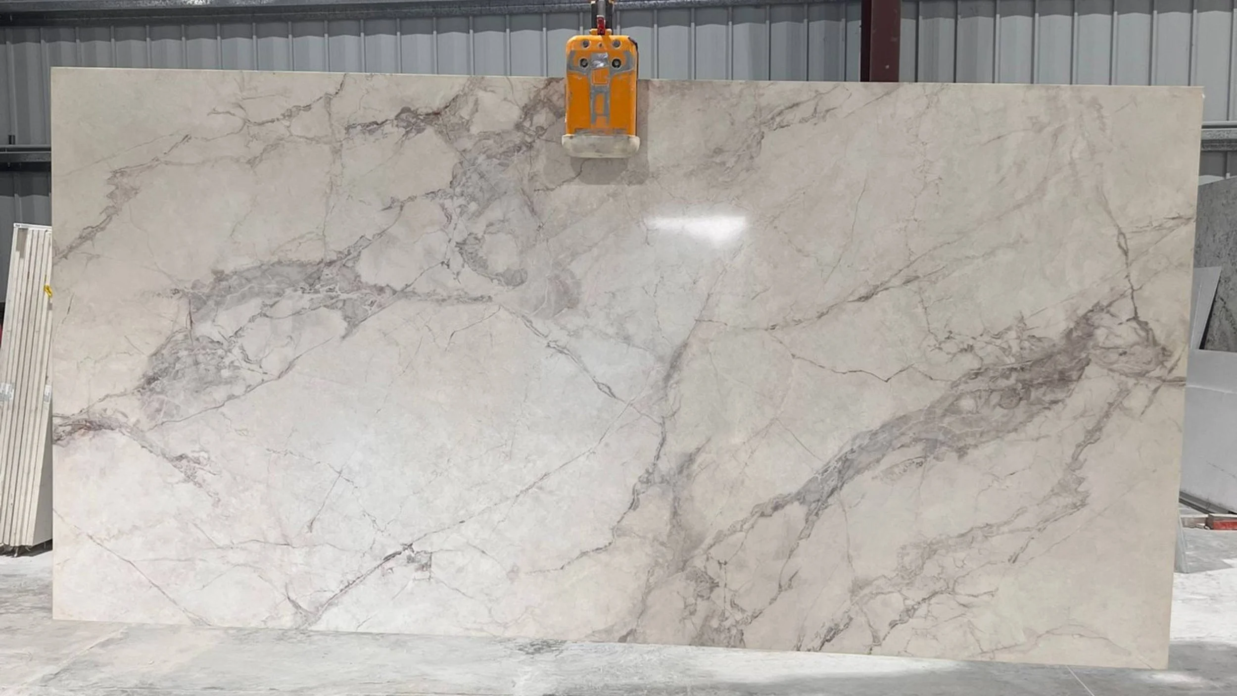 Delphi Cuarzo Ninham Countertop (1).jpg