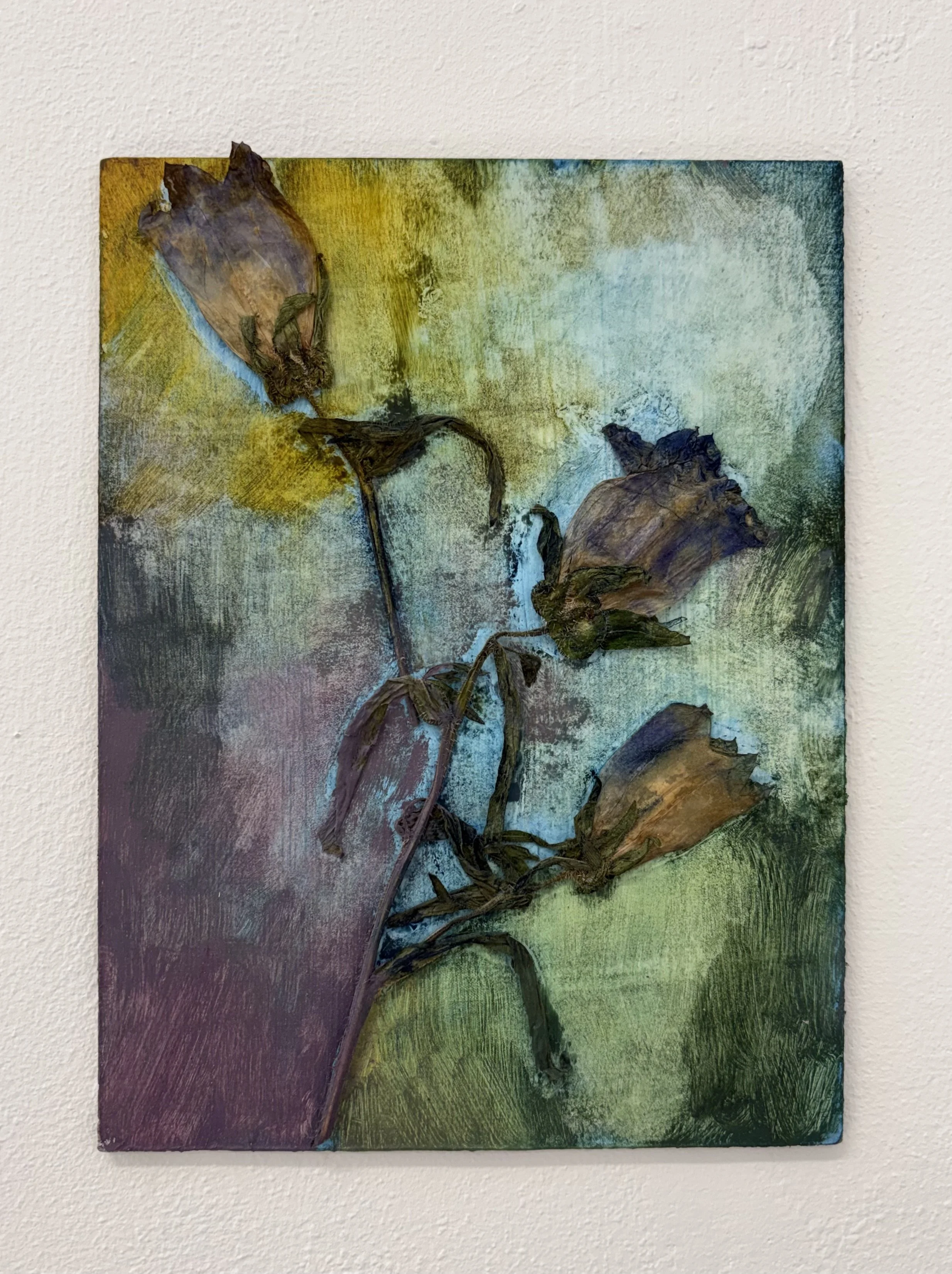 Untitled, 20 x 15cm, oil and pressed flower on board