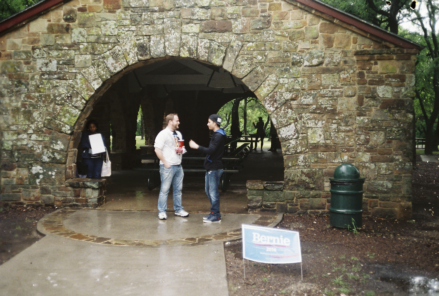 Bernie Supporters Hold Potluck in Dallas