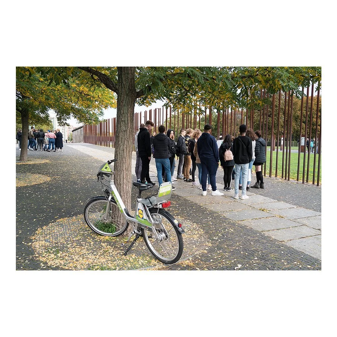 Remnants of the Berlin Wall
.
October 2019
.
.
.
.
.
#SonyRX1RII&nbsp;#RX1RII&nbsp;#35mm&nbsp;#Zeiss&nbsp;#Sonnar&nbsp;#SonyAlpha&nbsp;#SonyImages&nbsp;#photojournalism&nbsp;#documentary&nbsp;#documentaryphotography&nbsp;#candid&nbsp;#street&nbsp;#st