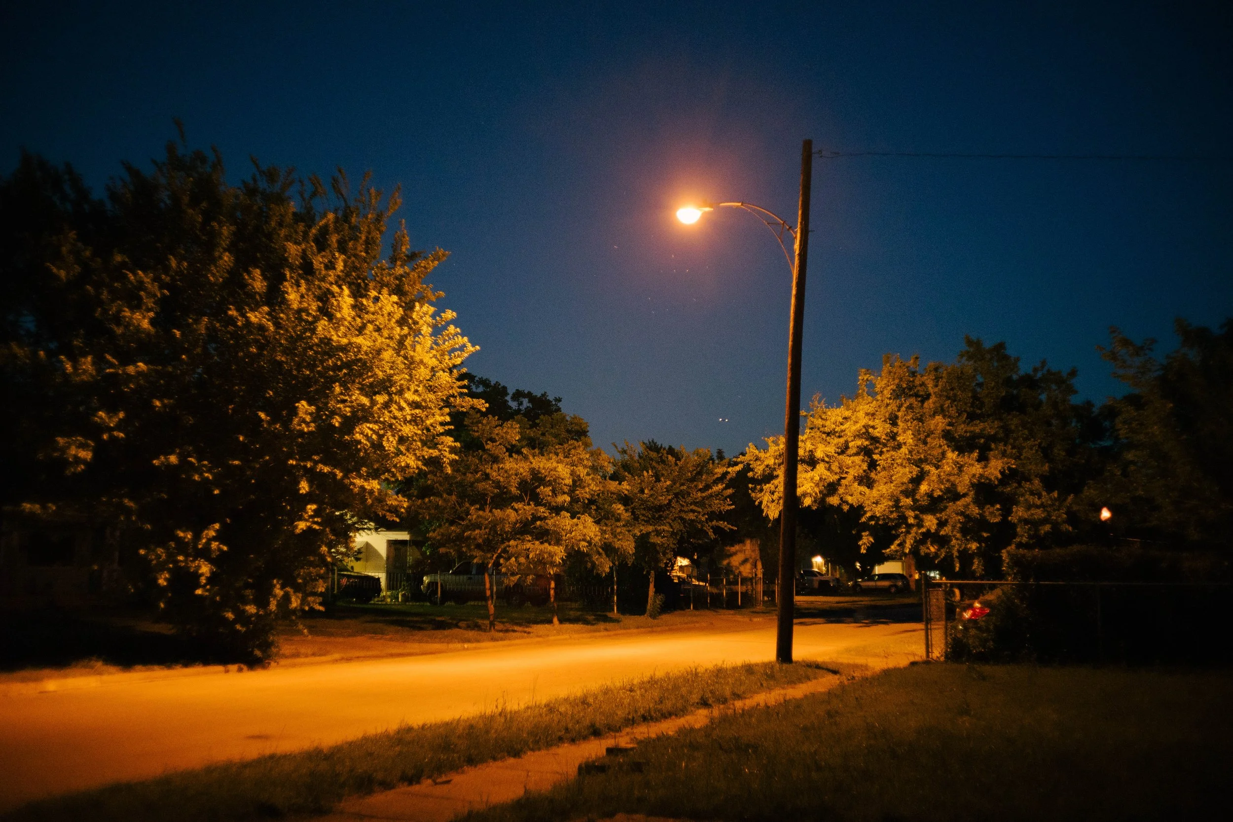 Sony a7R Mark 2, 1/20, ISO 3200. May 11, 2017
