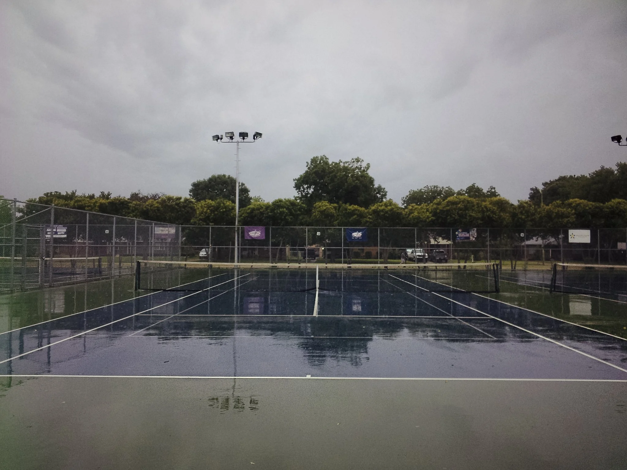 f2.8, 1/500, ISO 200. July 26, 2013