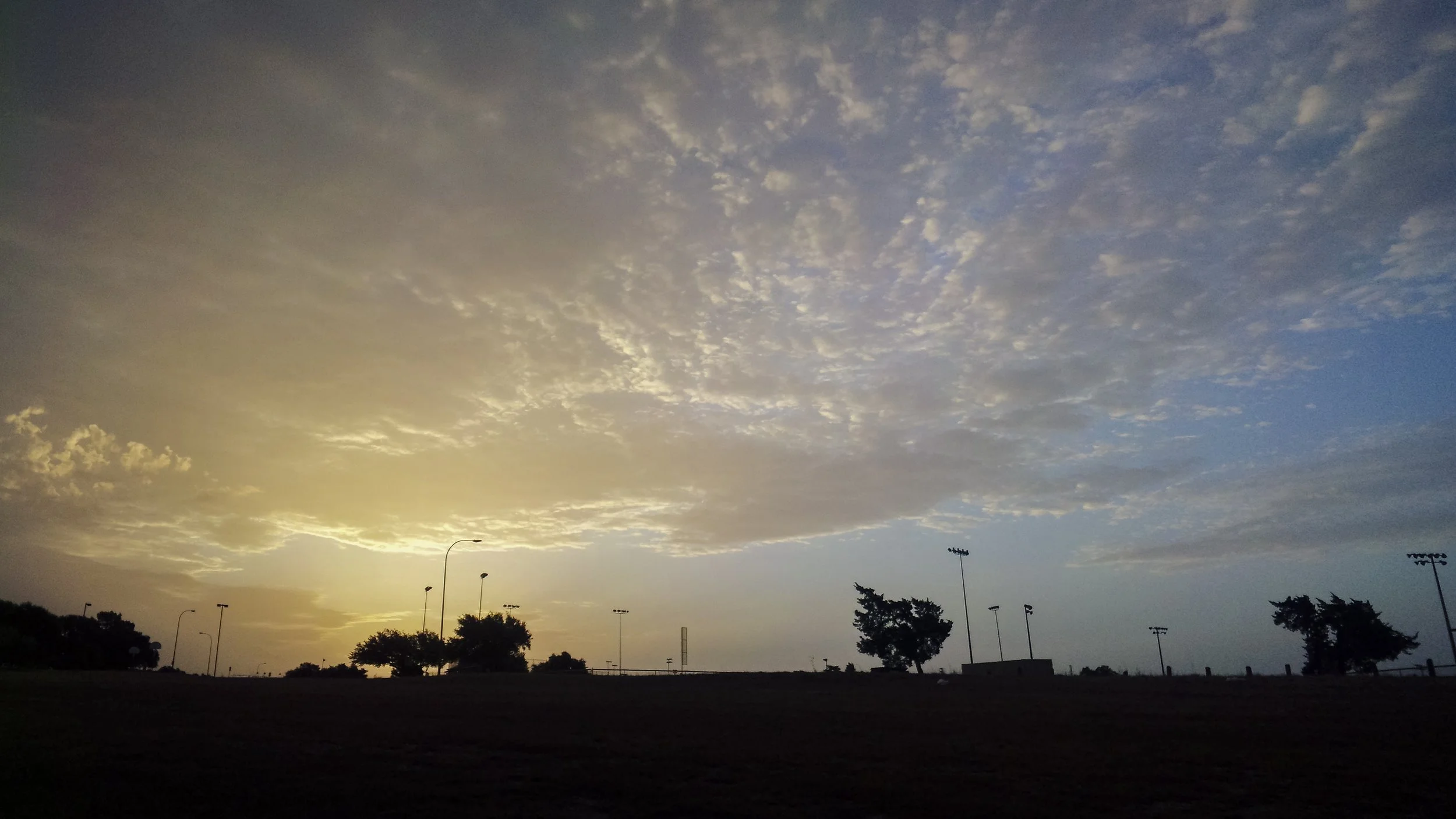 f2.8, 1/640, ISO 100. August 9, 2013