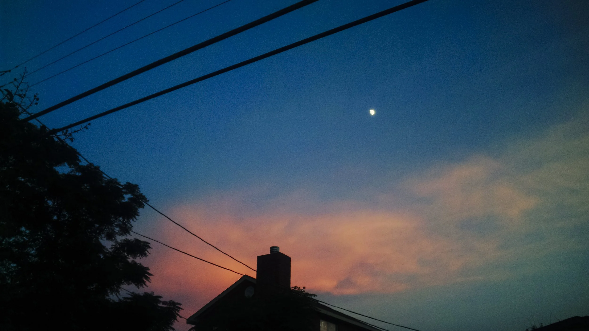 f2.8, 1/60, ISO 100. July 18, 2013