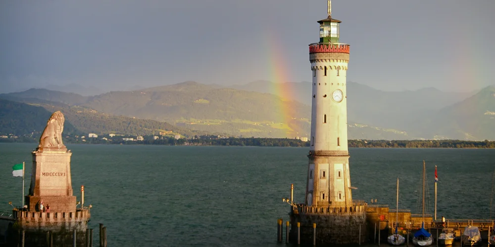 lighthouse_double_rainbow.jpg