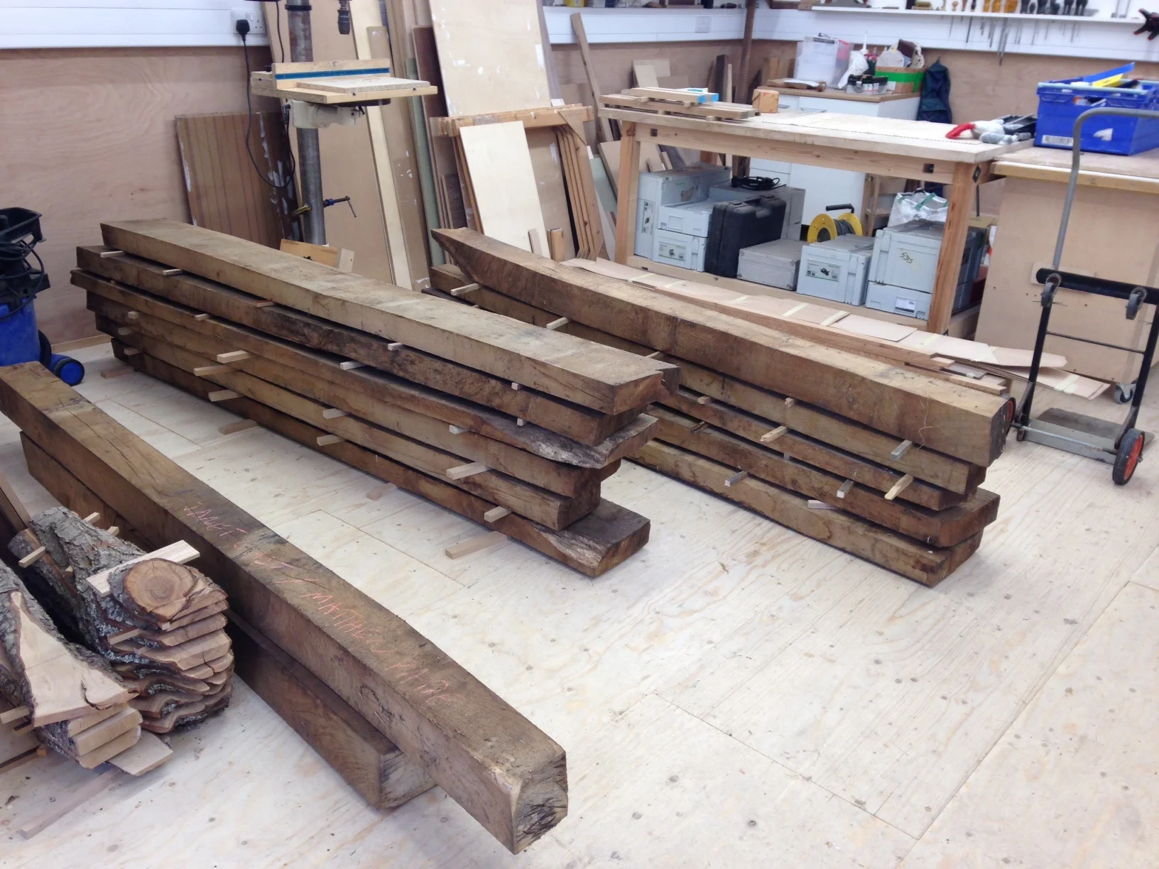 A lot of oak arrives at the workshop. Now time to get the plans out and decide which boards should be used for each component.