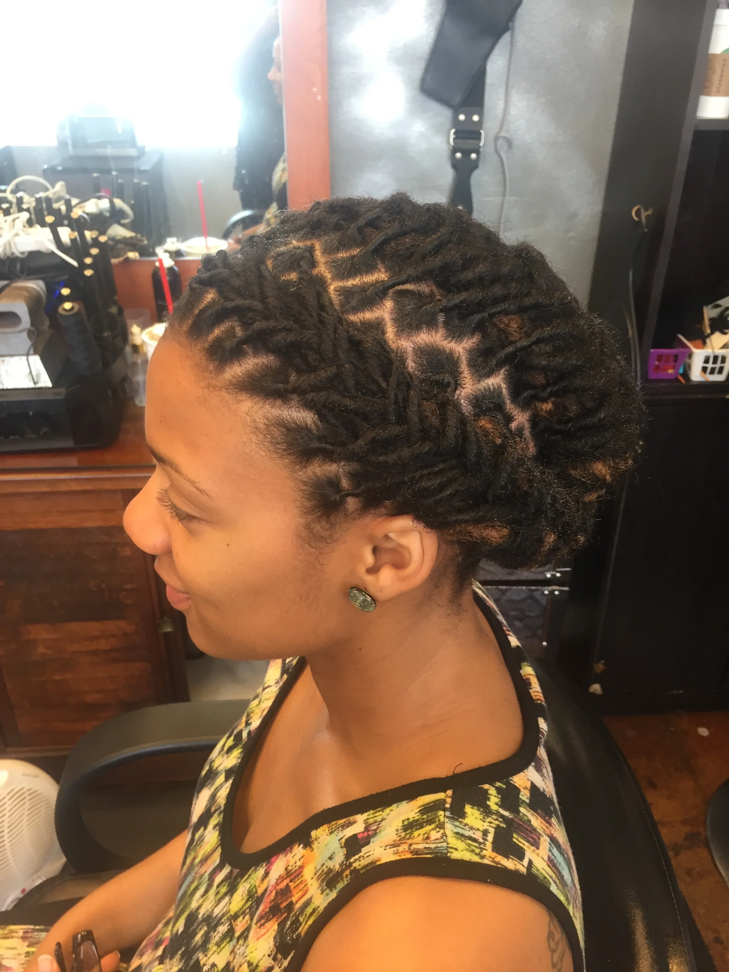  Loc retwist &amp; style (back view) 