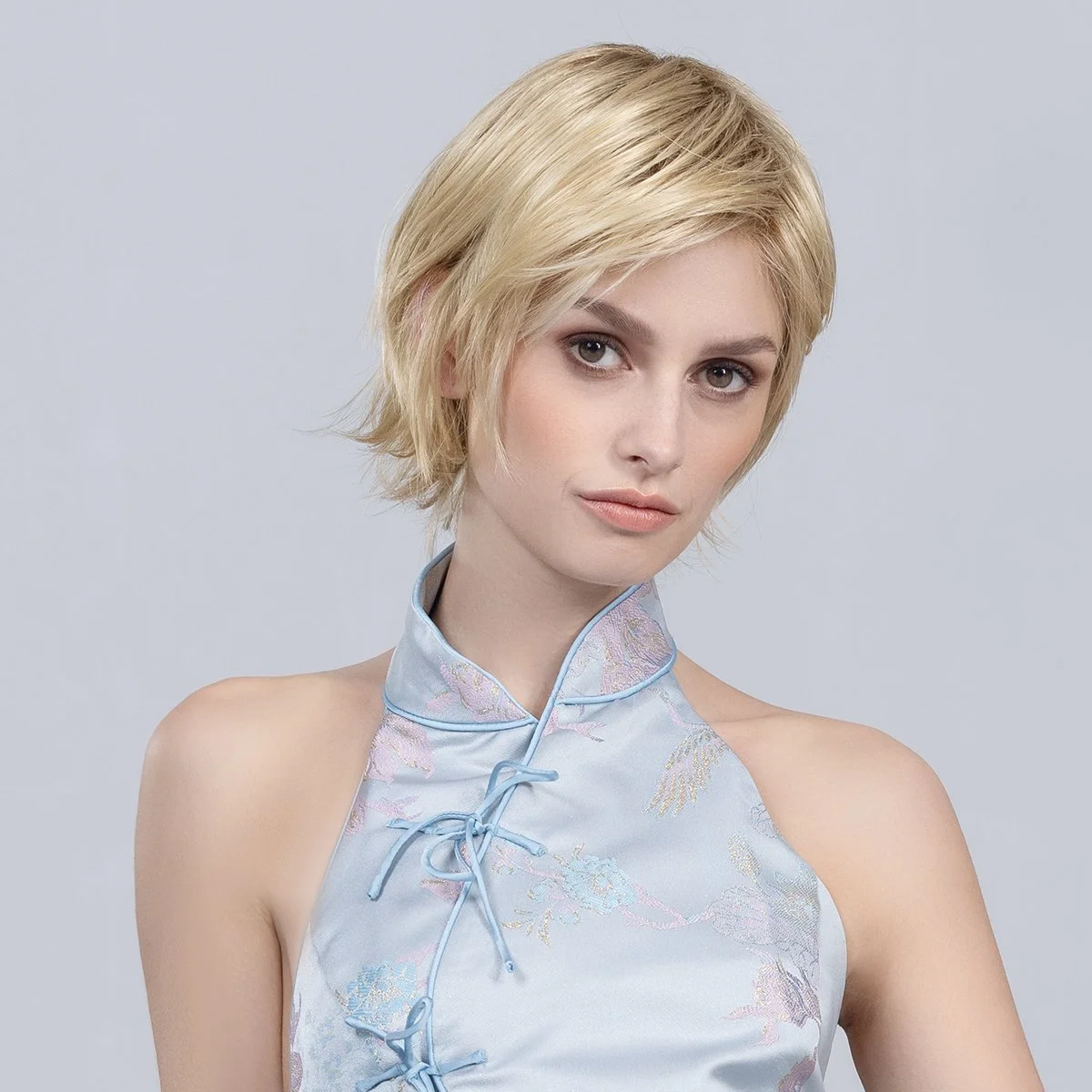 easy-mono-part-lightchampagne-rooted