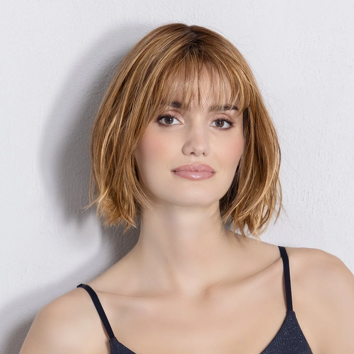 vivi-mono-part-toffeeblonde-rooted