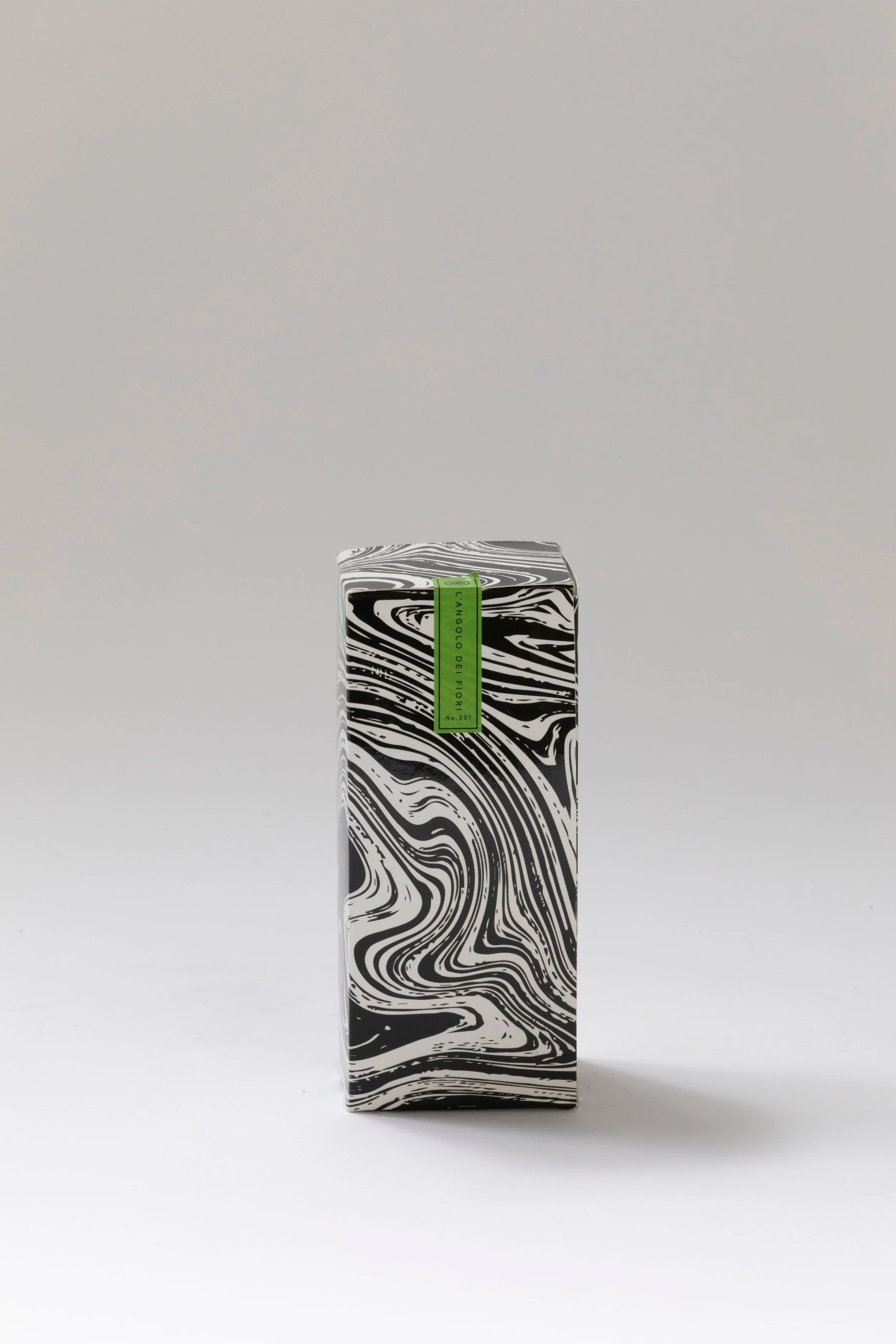 Thucassi-Diffuser-Box 12.jpg