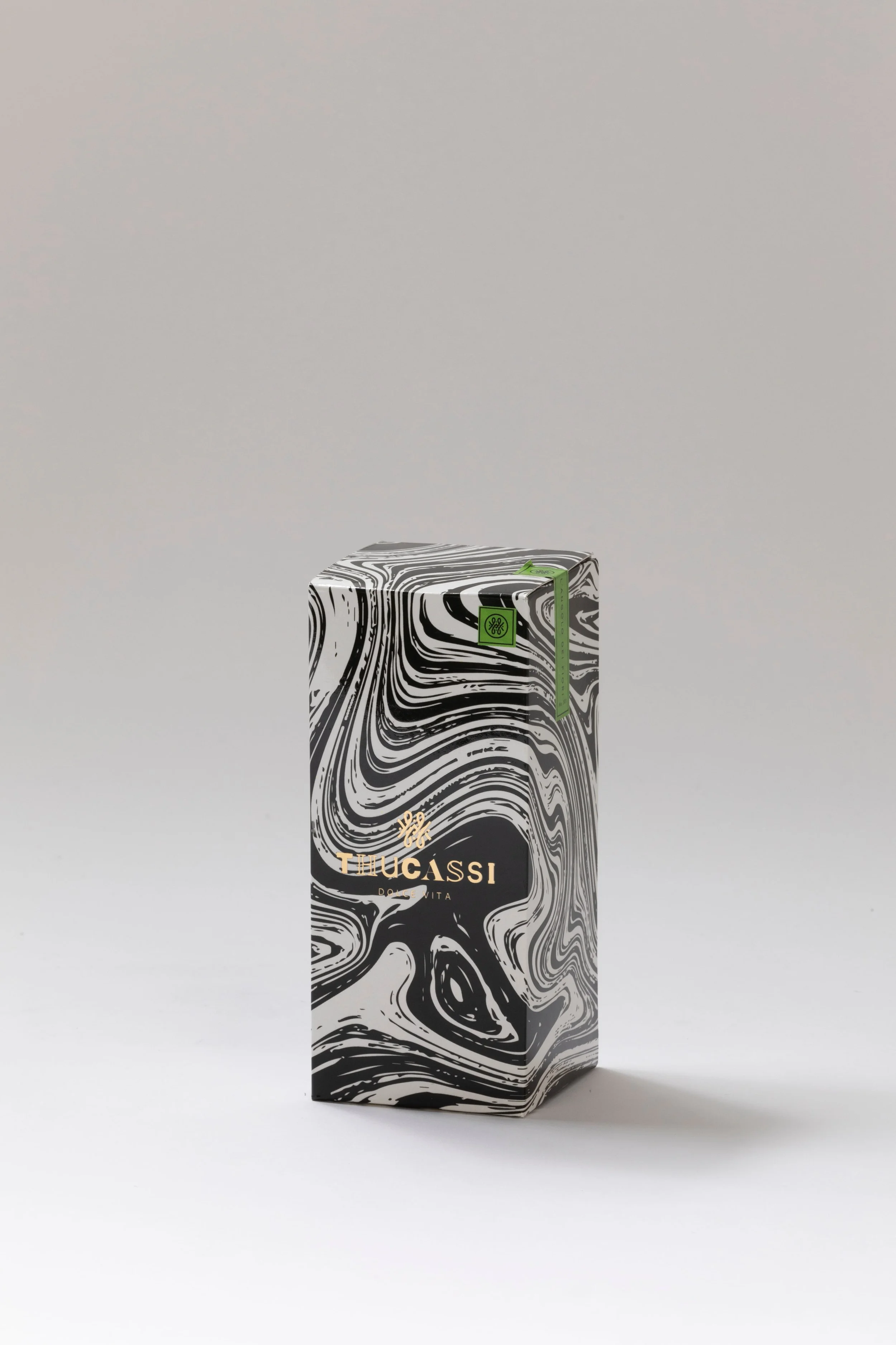 Thucassi-Diffuser-Box 11.jpg