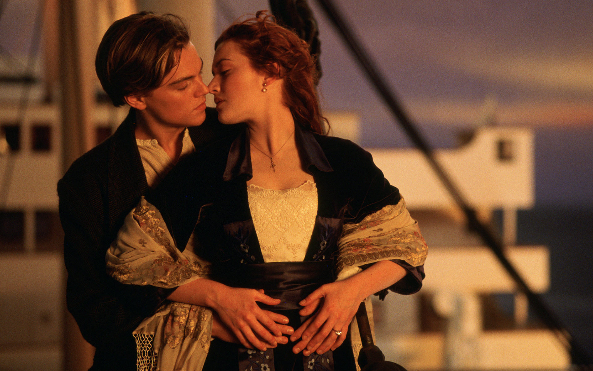 Everything Wrong With Titanic In 9 Minutes Or So