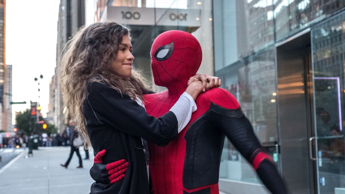 Everything Wrong With Spider-Man: Far From Home In Tingle Minutes