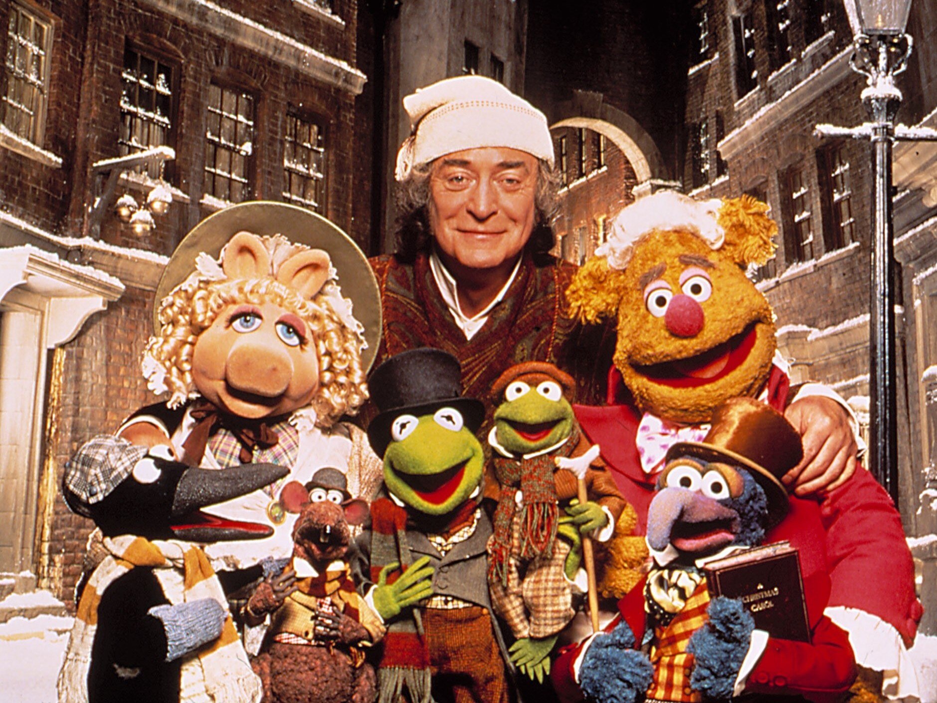 Everything Wrong With The Muppet Christmas Carol In Adorable Minutes