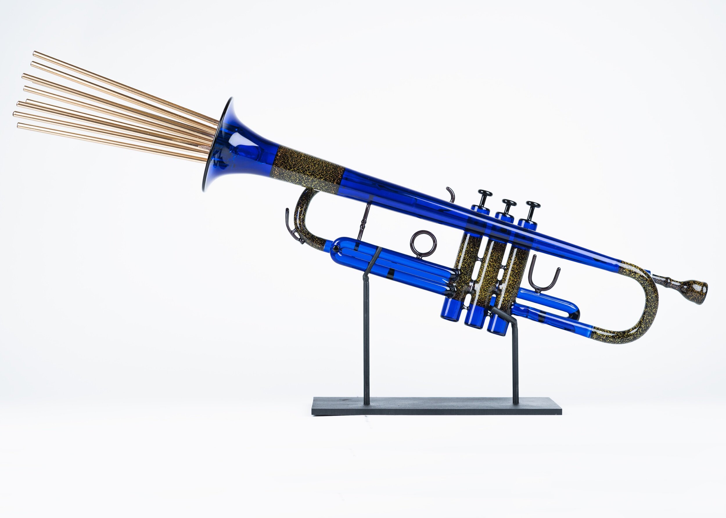 etai-trumpet-blue-5-onwhite.jpeg