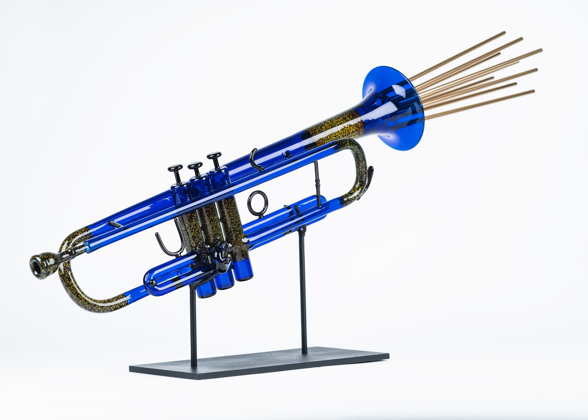 Etai-Trumpet-Blue-4-onwhite.jpg