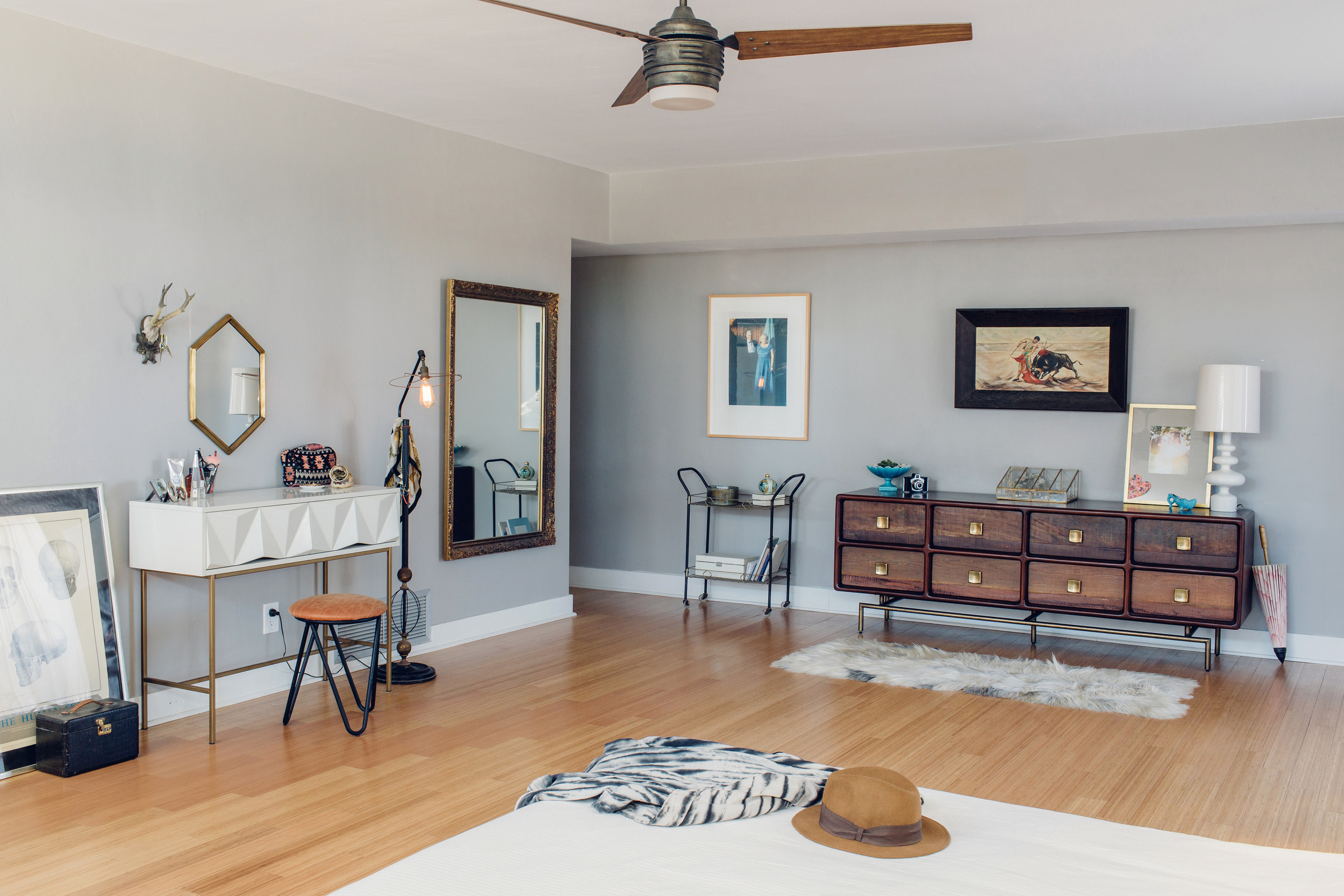 Rille_Bedroom-full copy.jpg