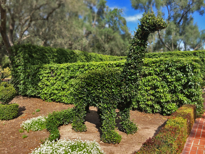 This topiary is extinct