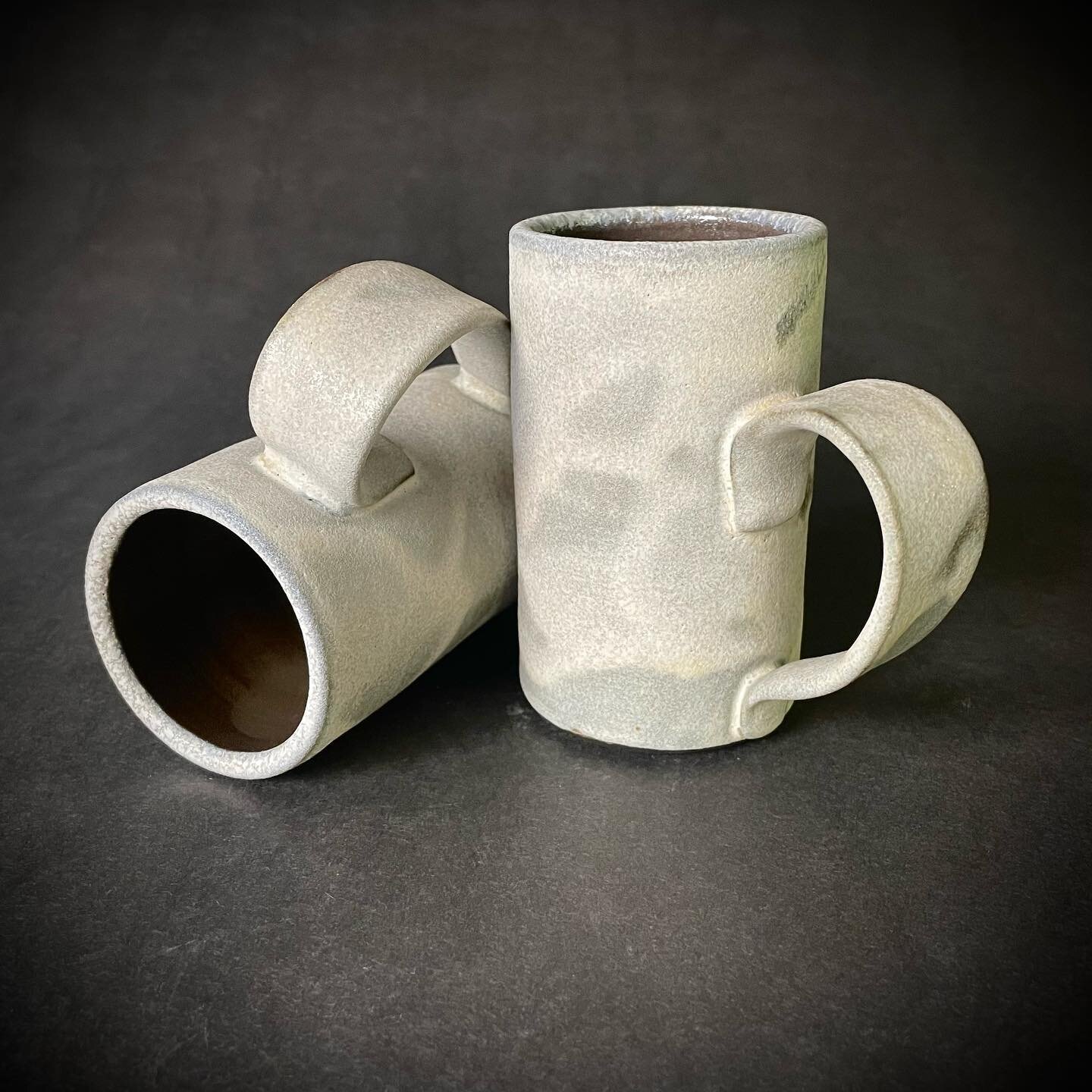 &hellip; a few more from the fire&hellip;

#texture #glaze #smallbatch #brownbear #clay #kentuckymudworks #wheelthrown #mug #mugs #pottery #functionalpottery #handcrafted #davidbrucestudio