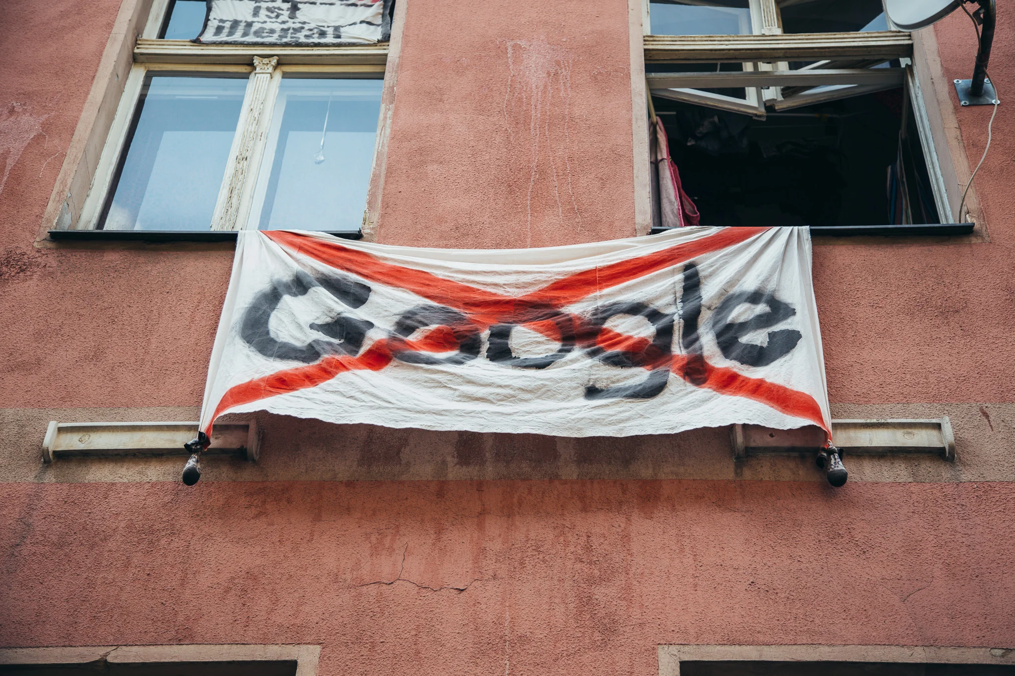 20.08.2018 Google just moved into Berlin, and people aren't happy.