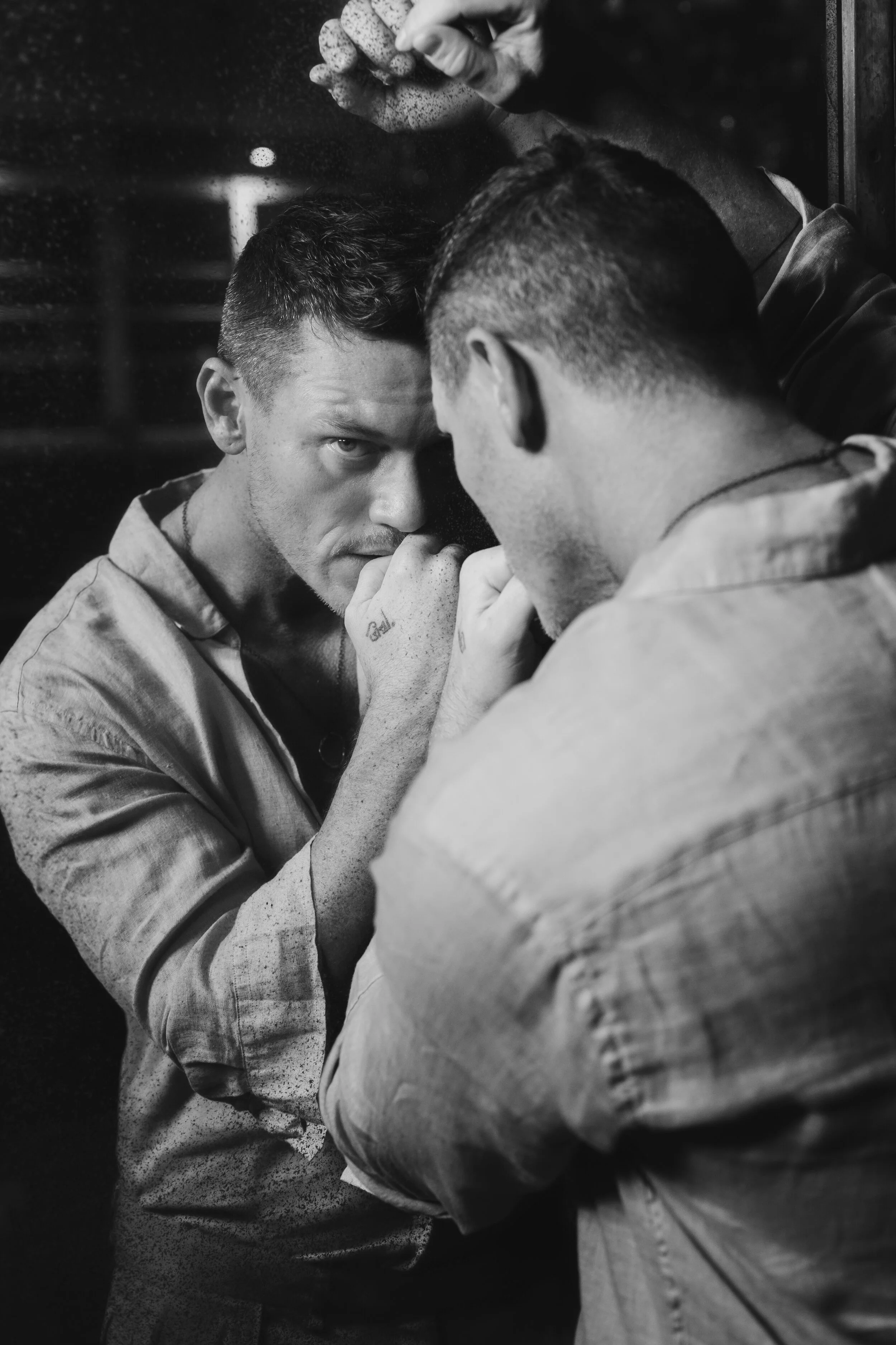 201117-LukeEvans-ForRetouch-6883-bw.jpg