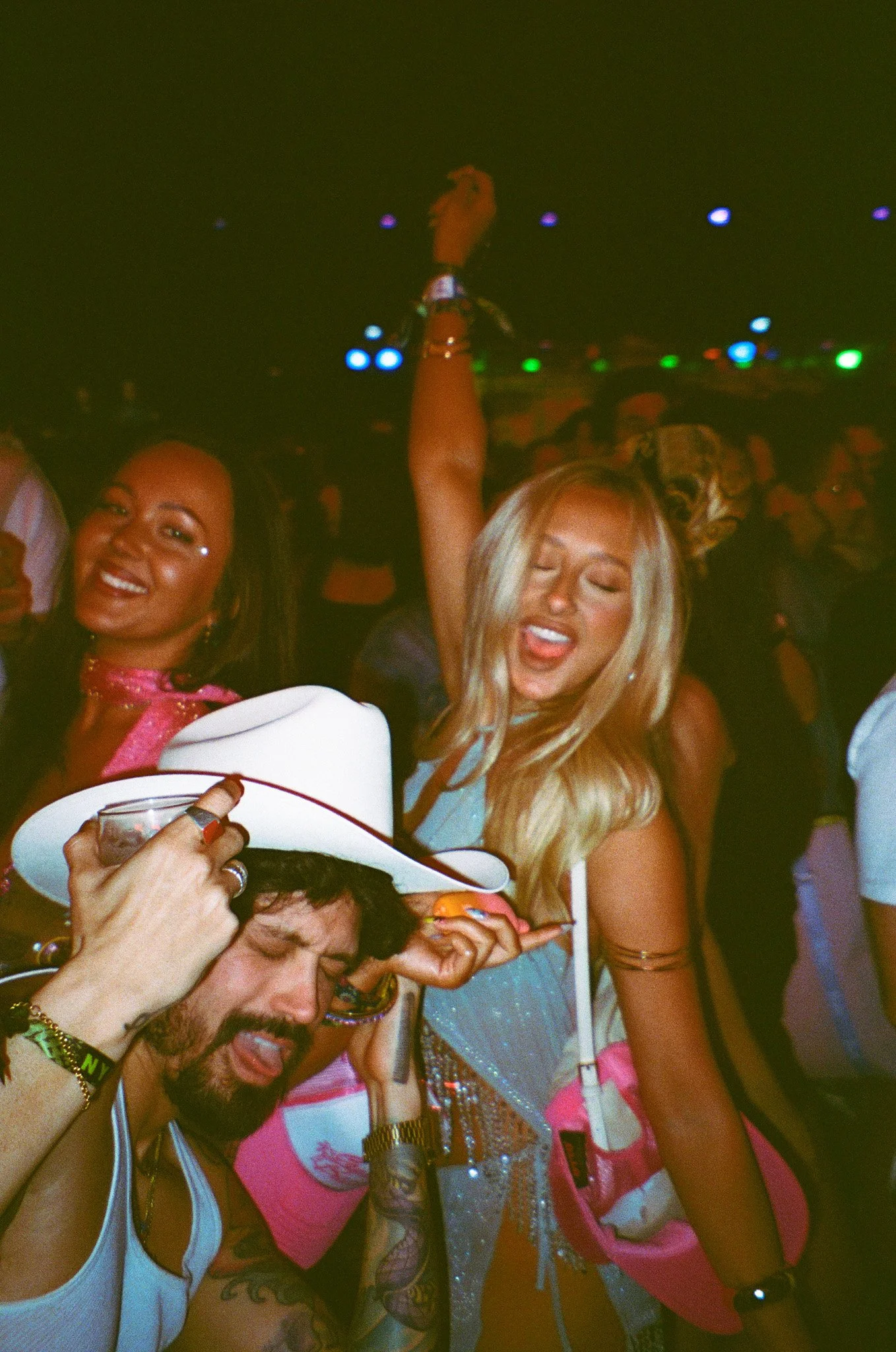 260424-film-Coachella-NYC-@xingerxanger-000020800025.jpg