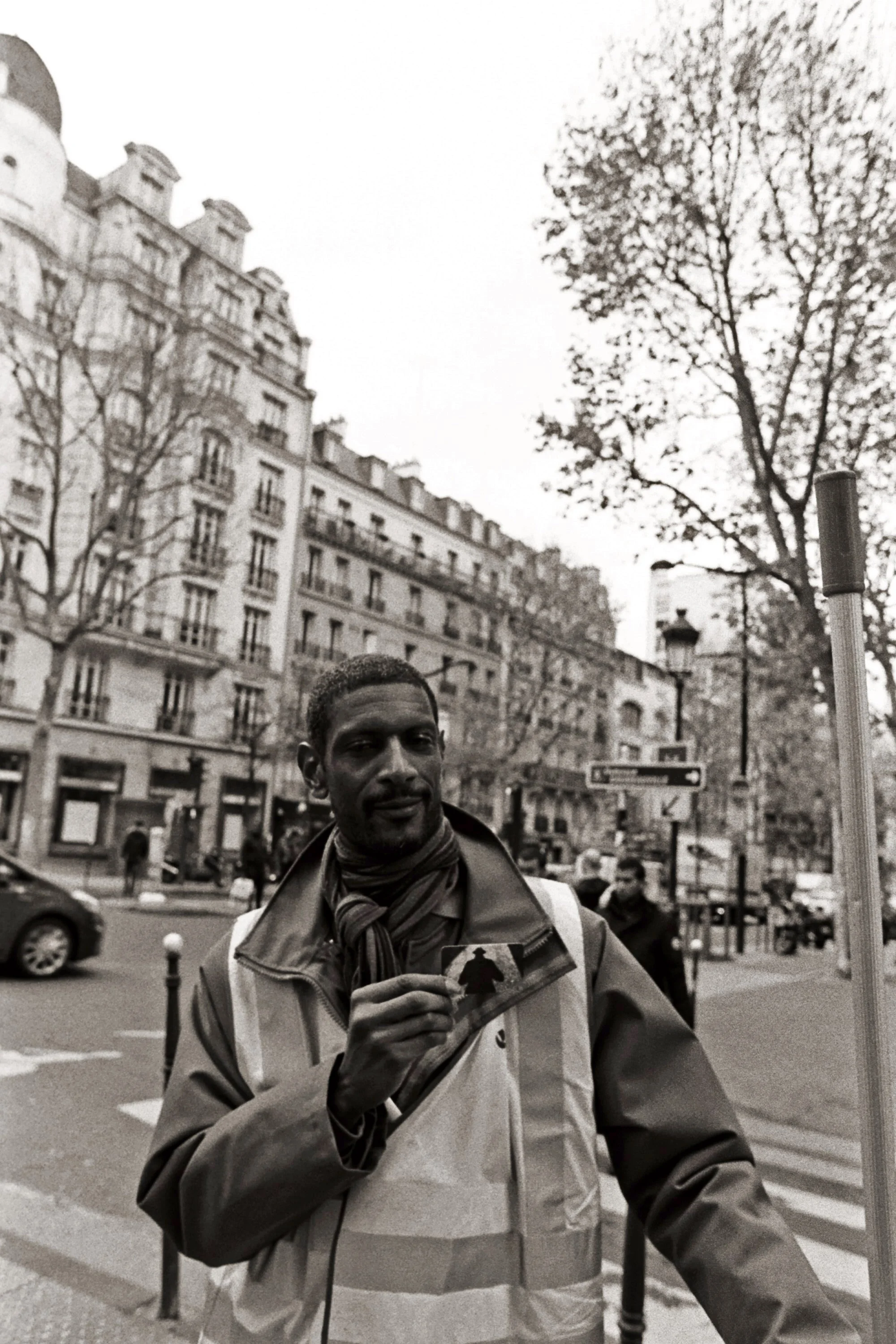 I strolled through the 18th Arr., photographing the neighborhood and getting a feel for the area. While there, this brother saw me with my camera and stopped to chat while he was working. He told me he was a fan of photography and we had a good time chatting about the wariness the residents of the 18th Arr. had toward outside photographers, and the nuances of Paris.