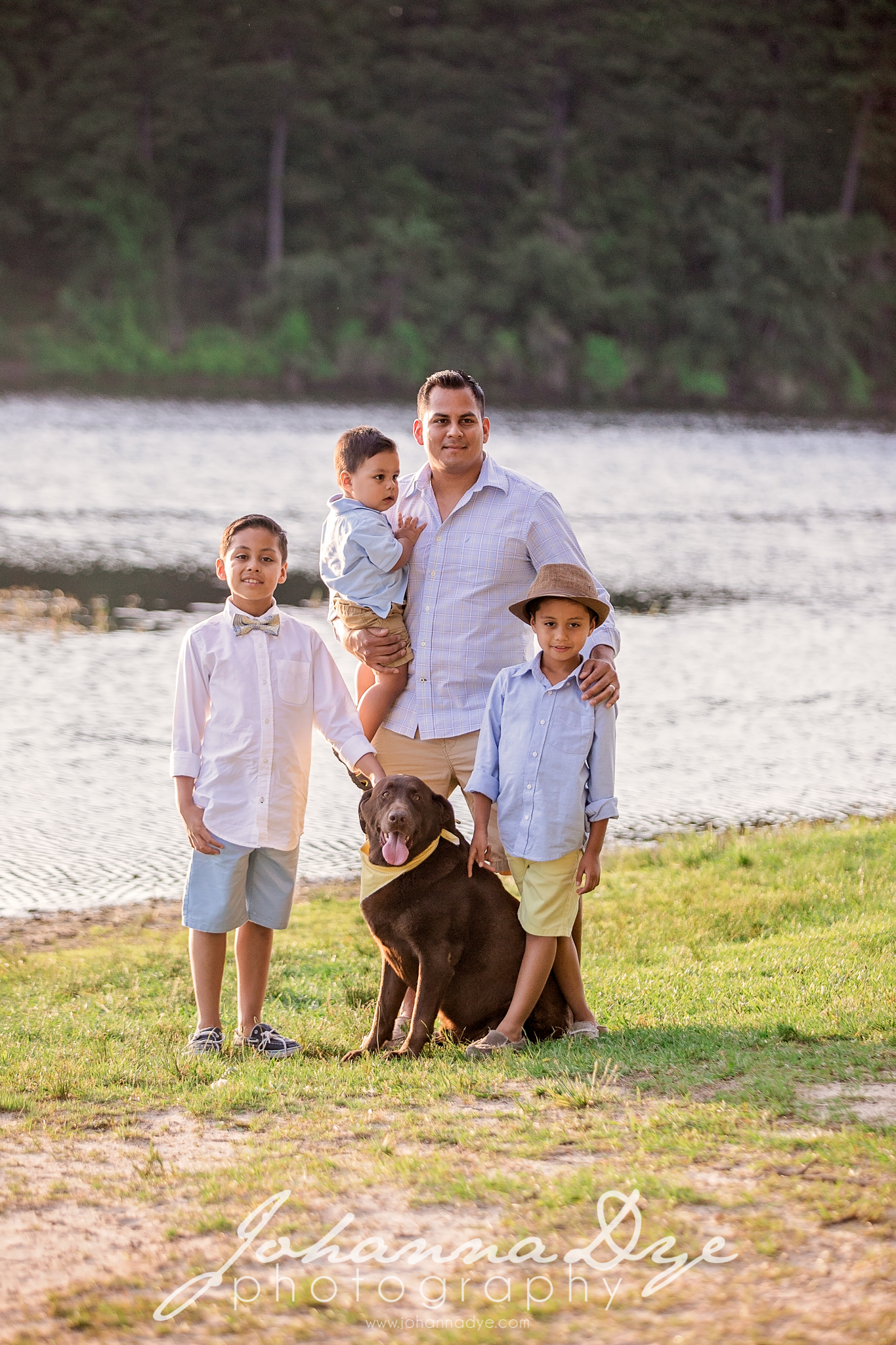 Family Photography at Lake Rim Park in Fayetteville, North Carolina