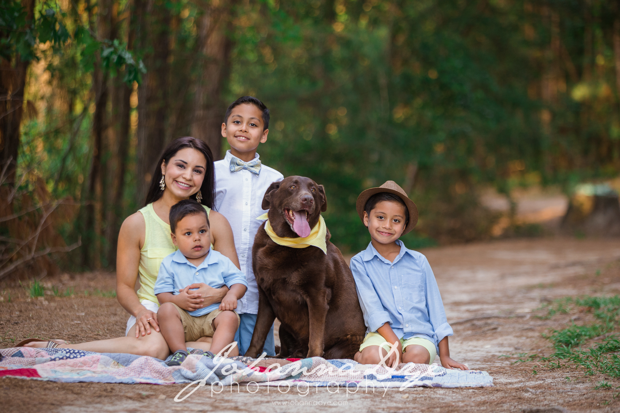 Family Photography at Lake Rim Park in Fayetteville, North Carolina