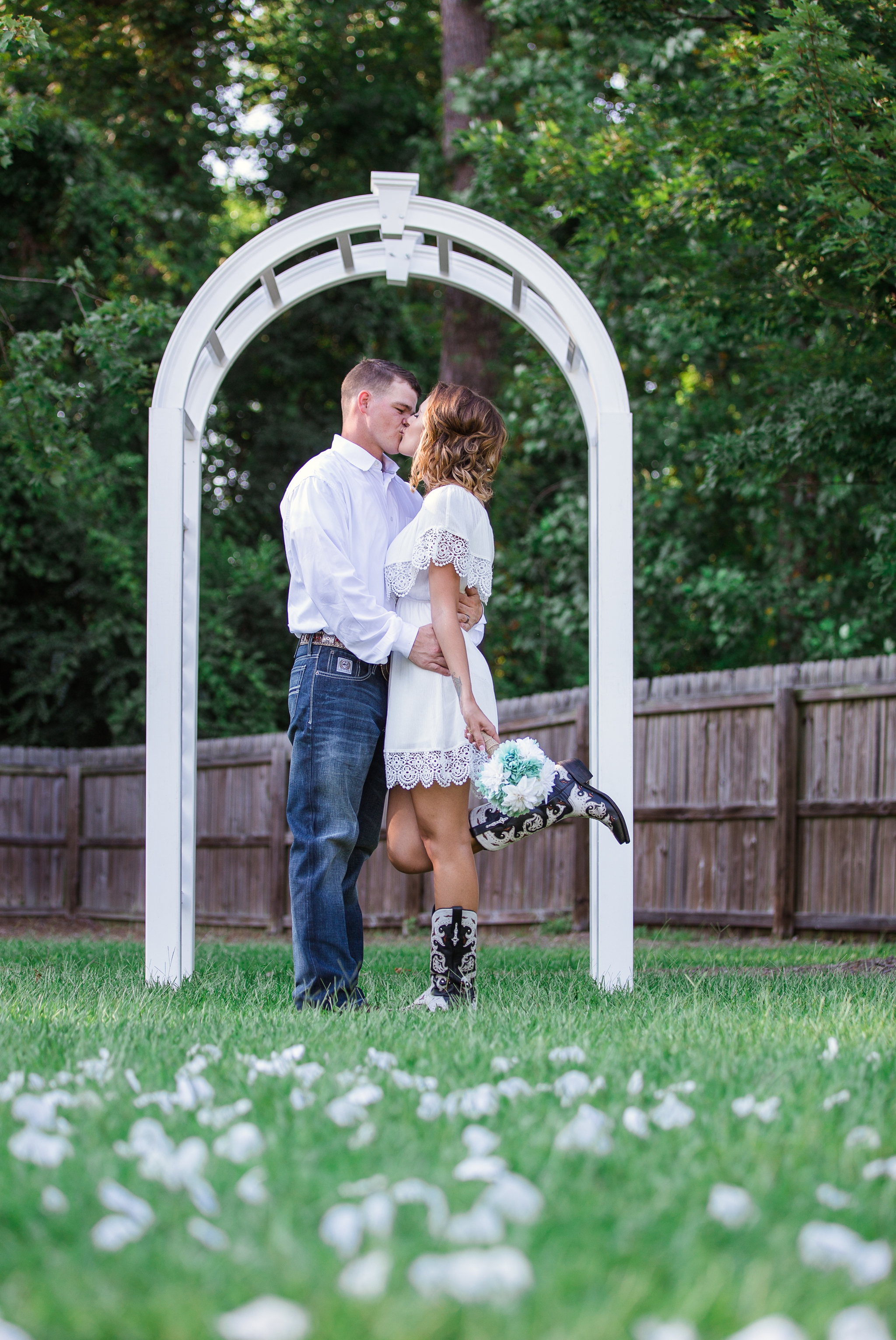 Southern Country Backyard Elopement - Fayetteville North Carolina Wedding Photographer - Johanna Dye Photography