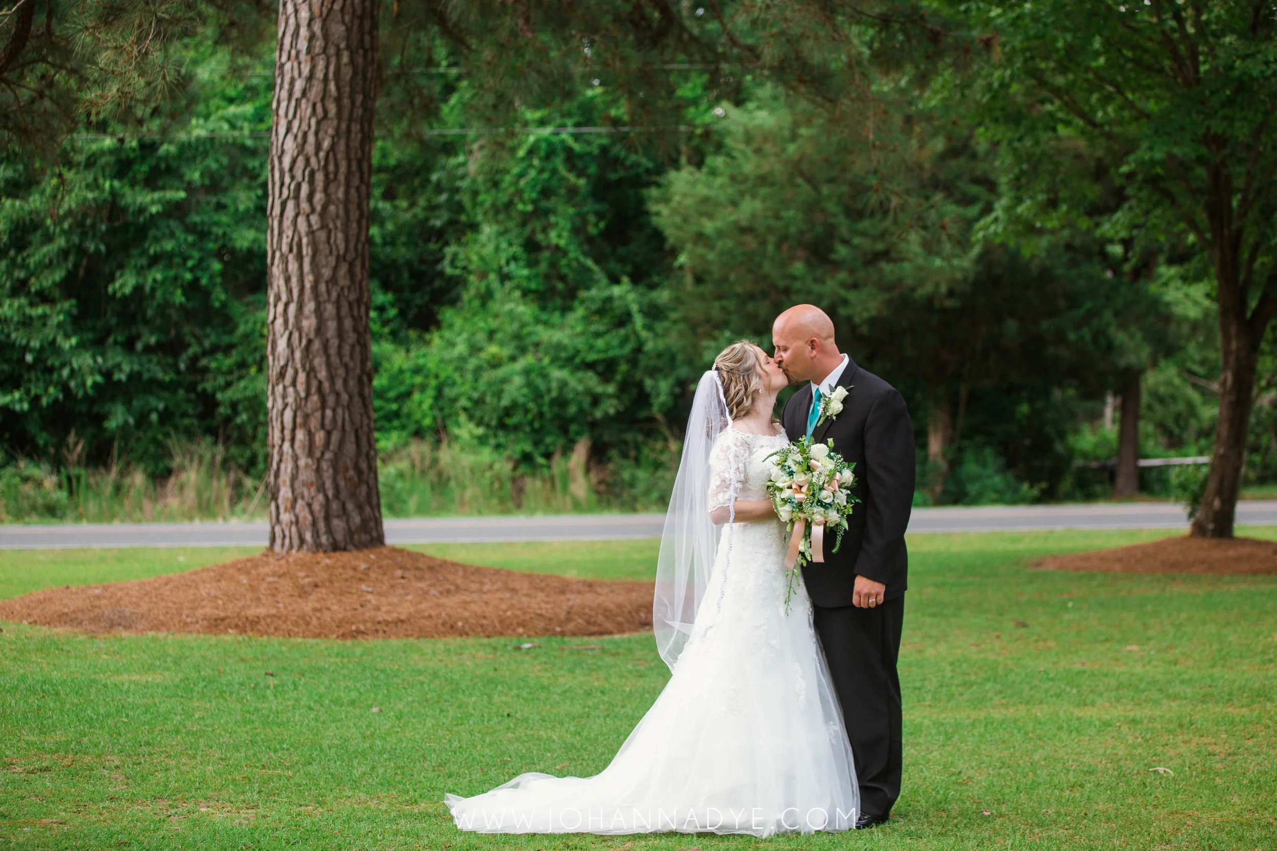 Shannah + Kevin - Fayetteville North Carolina Wedding Photographer