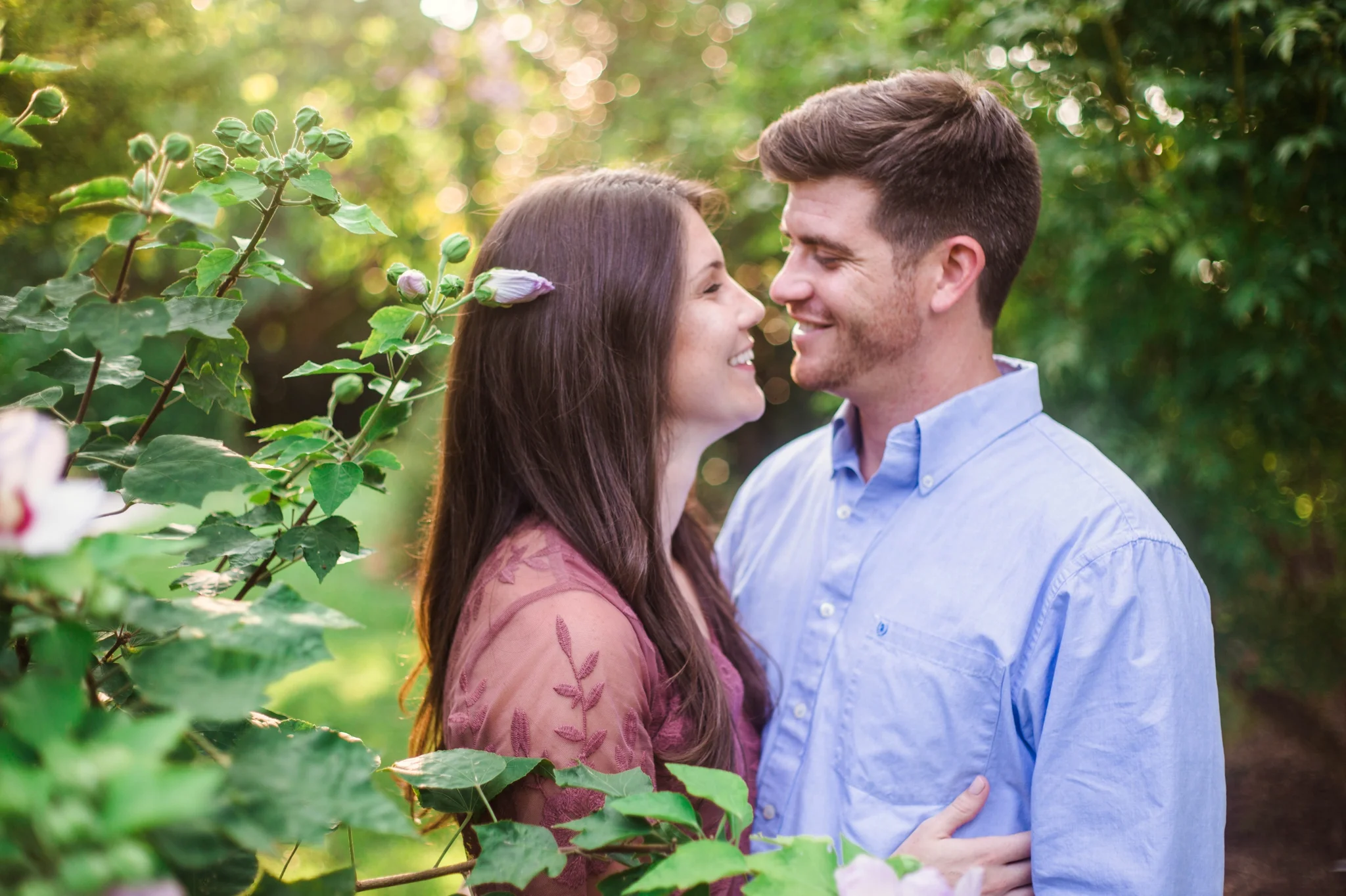 Golden Hour Engagement - Aryn + Tyler - Photography Session at the JC Raulston Arboretum - Raleigh Wedding Photographer