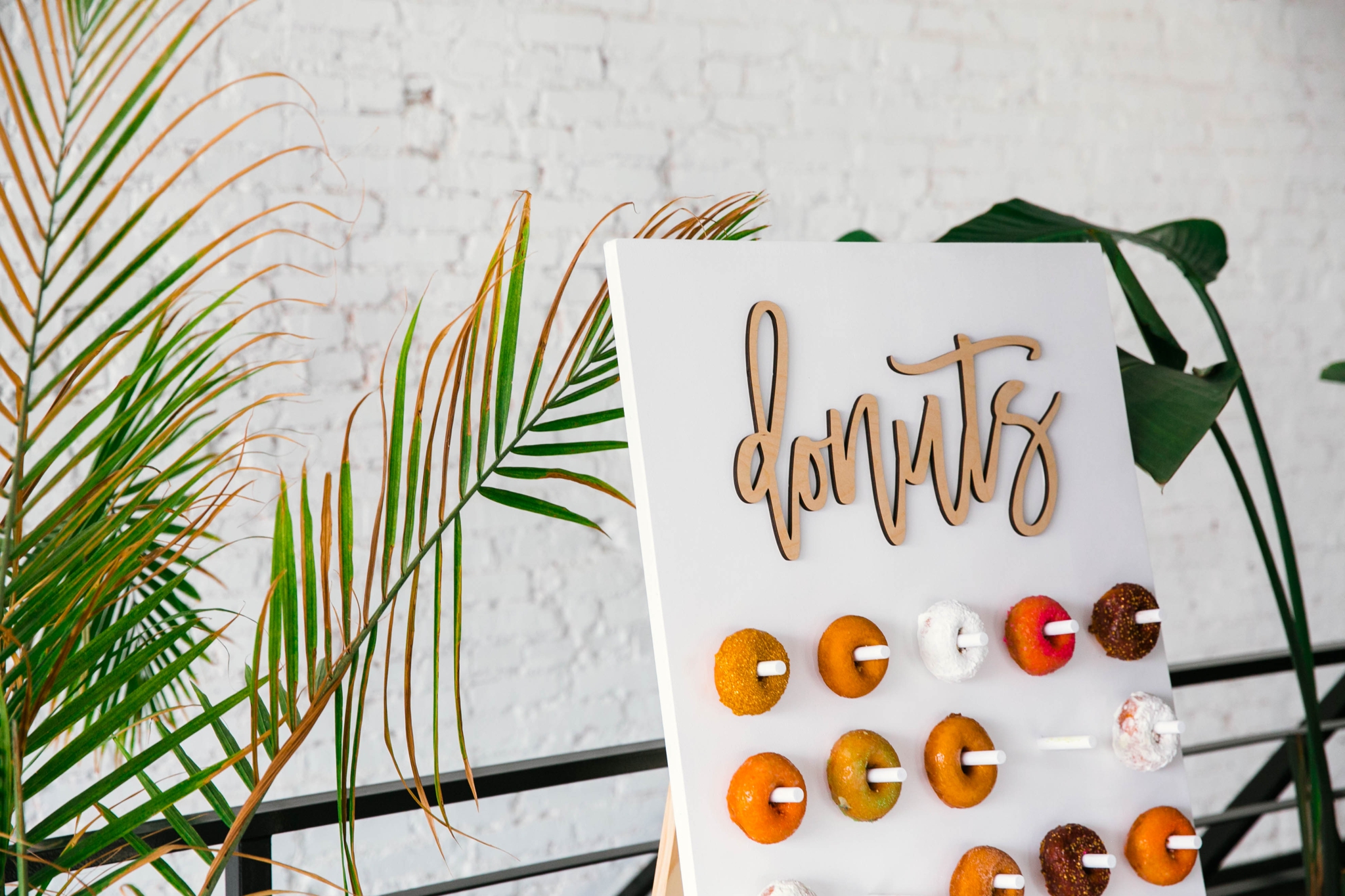 Donut Wall - Wedding Desert alternatives - Tropical Wedding Inspiration - Oahu Hawaii Photographer