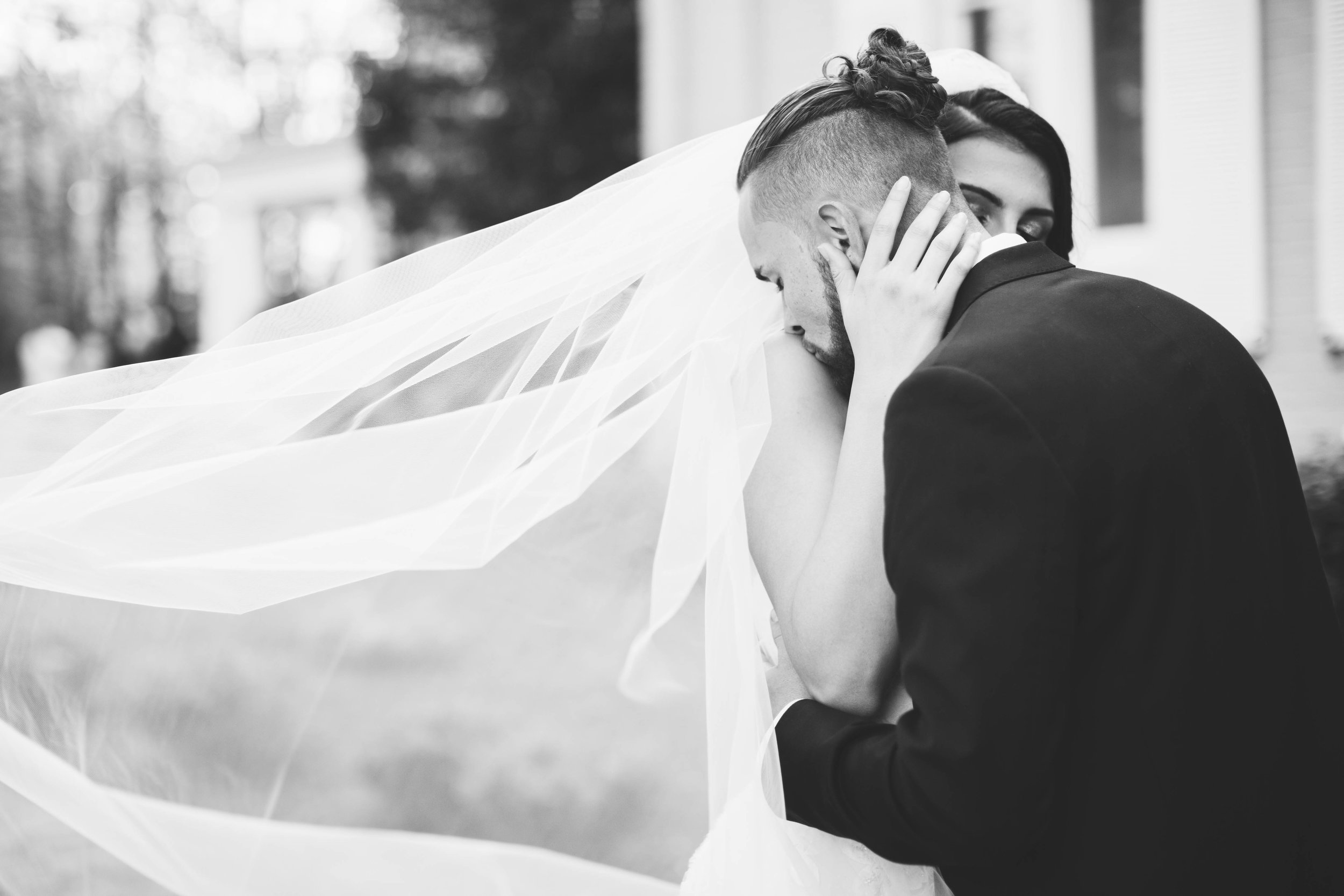 Mr + Mrs Jones - Wedding Portraits at the McAlister-Leftwhich House - Honolulu, Oahu, Hawaii Wedding Photographer