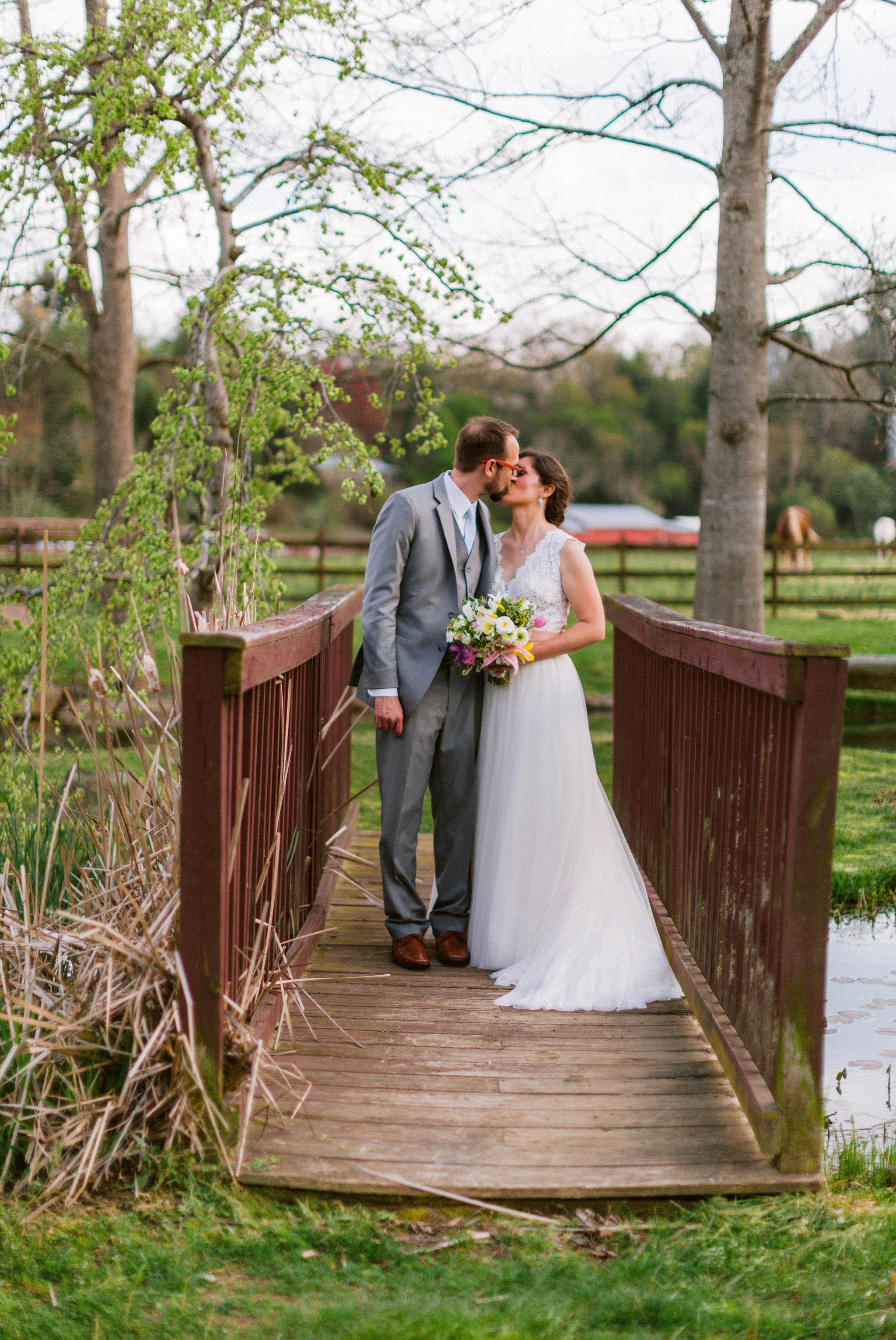  bride and groom portraits - Honolulu Oahu Hawaii Wedding Photographer 