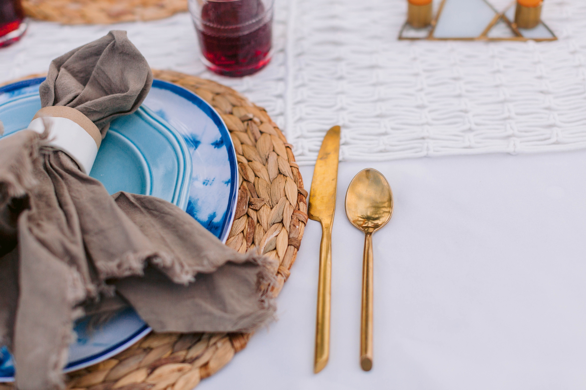 Reception table scape with blue plates and gold flatware - Ana + Elijah - Wedding at Loulu Palm in Haleiwa, HI - Oahu Hawaii Wedding Photographer 