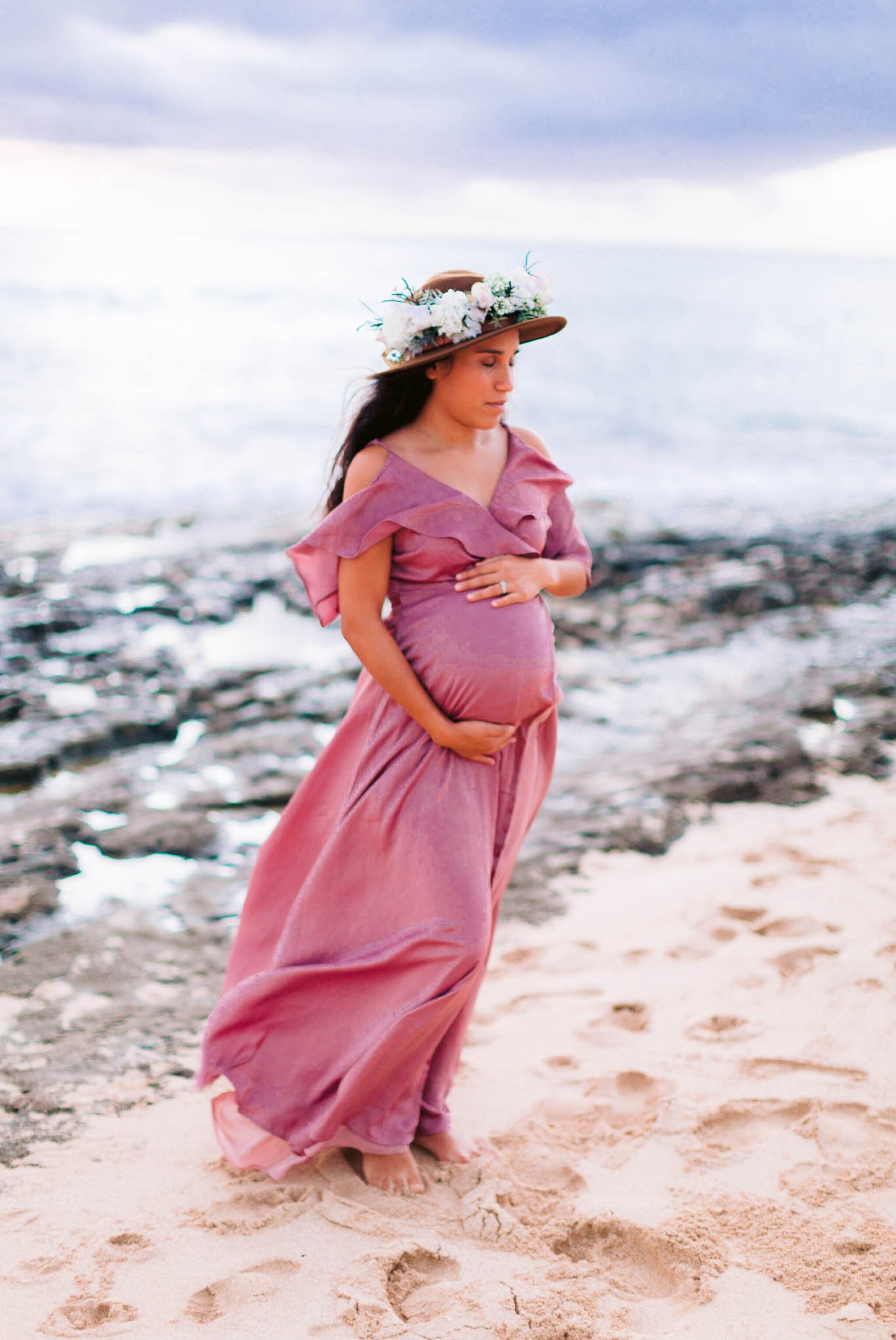 Ruth - Maternity Photography Session at Maili Beach Park, West side oahu - hawaii family photographer 25.jpg
