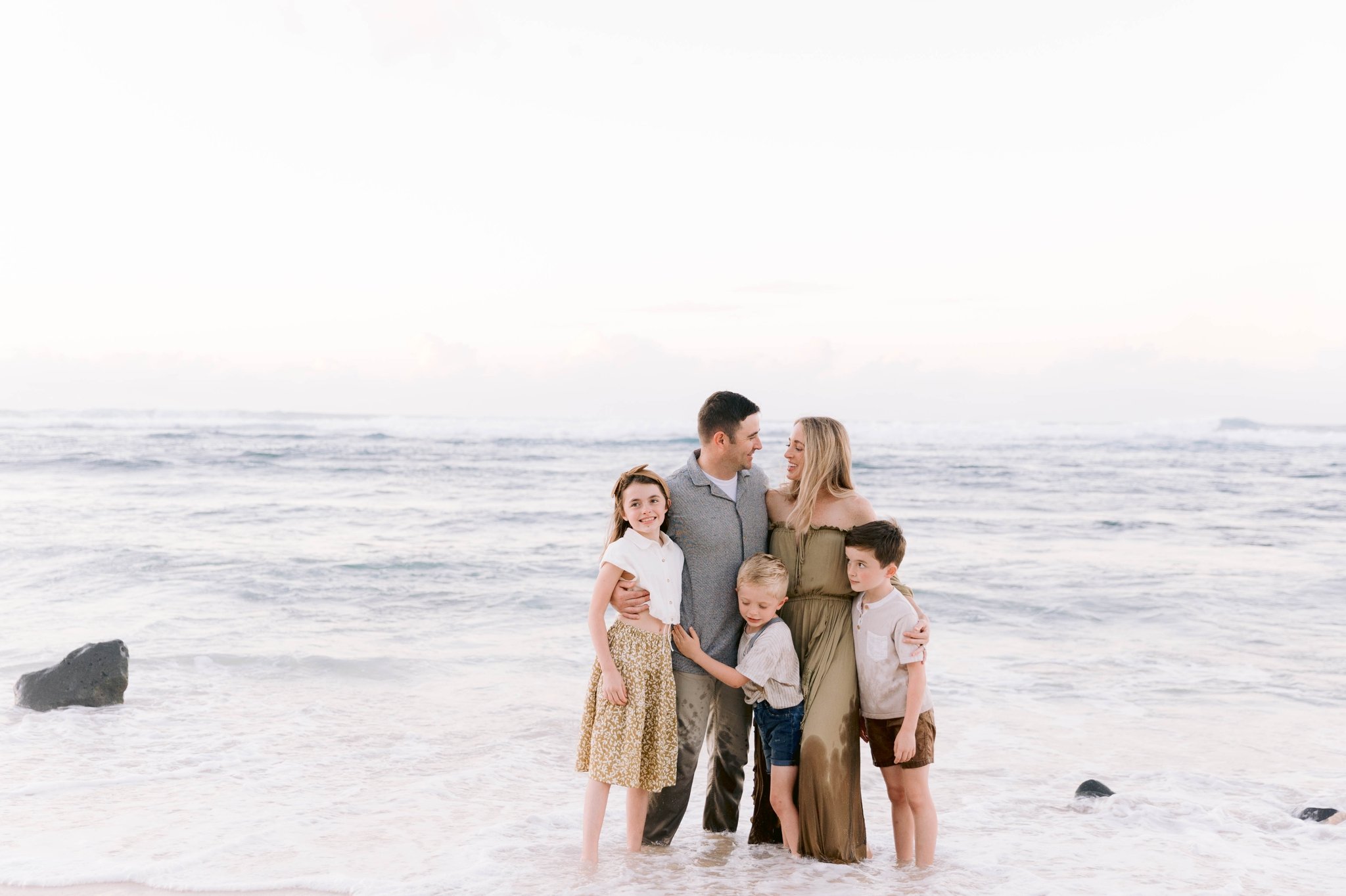 Emotional Family Photography Session on Oahu, Hawaii - Honolulu Photographer