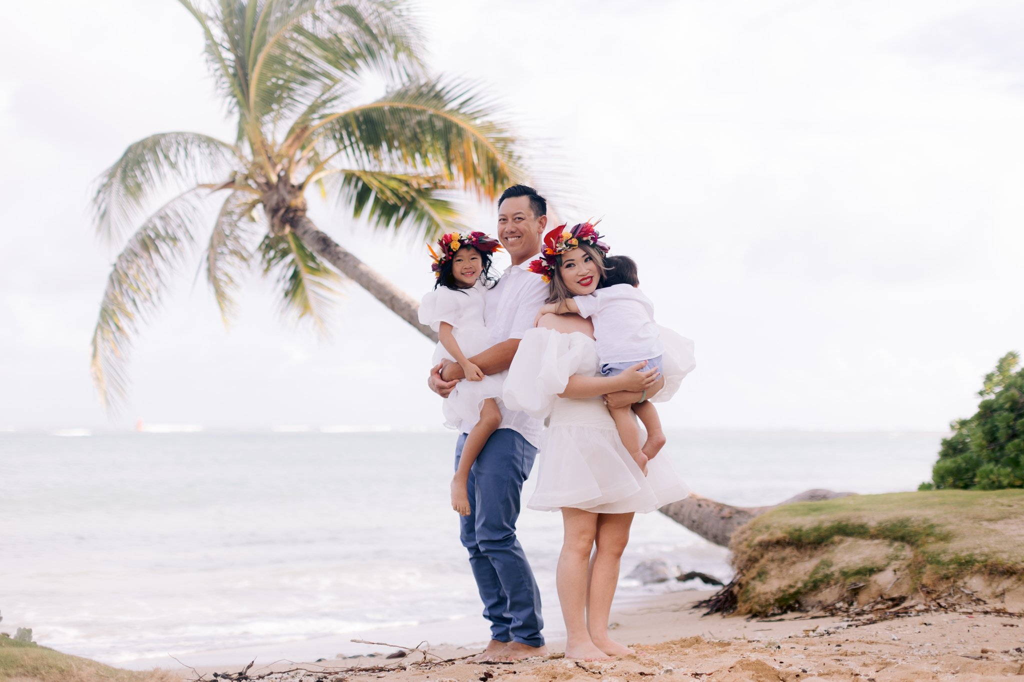 Family Photography at Kahala Resort in Honolulu, Oahu, Hawaii 