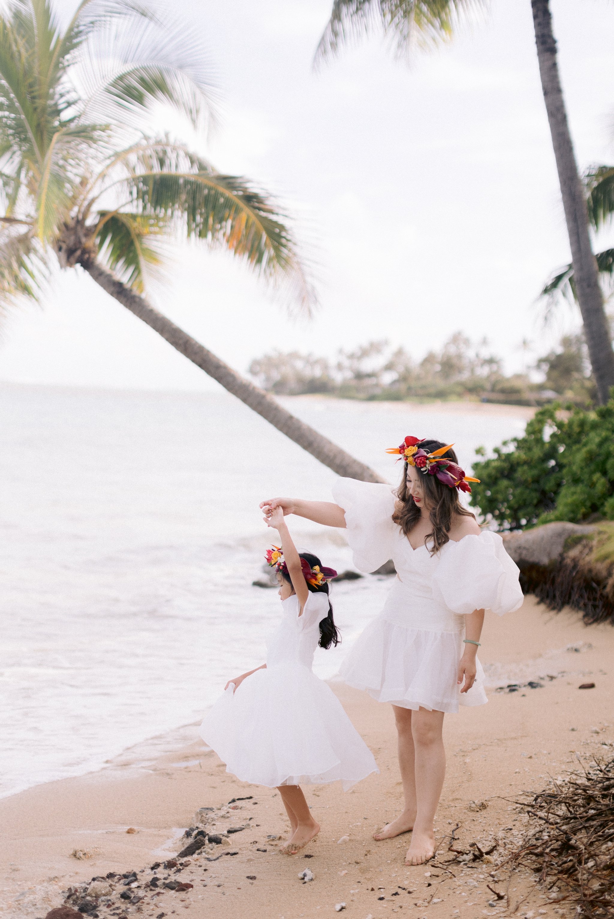 Family Photography at Kahala Resort in Honolulu, Oahu, Hawaii 