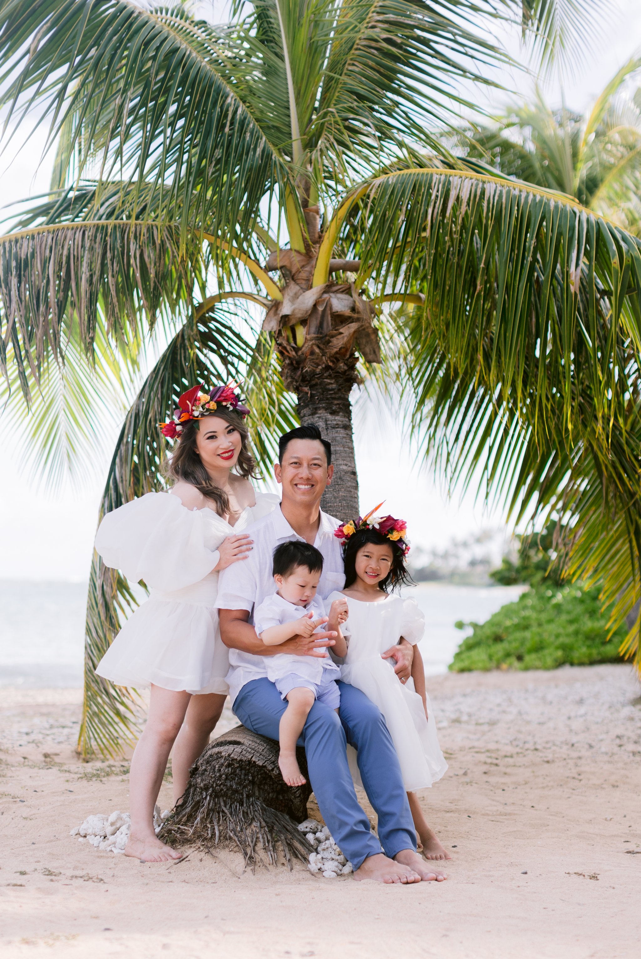 Family Photography at Kahala Resort in Honolulu, Oahu, Hawaii 