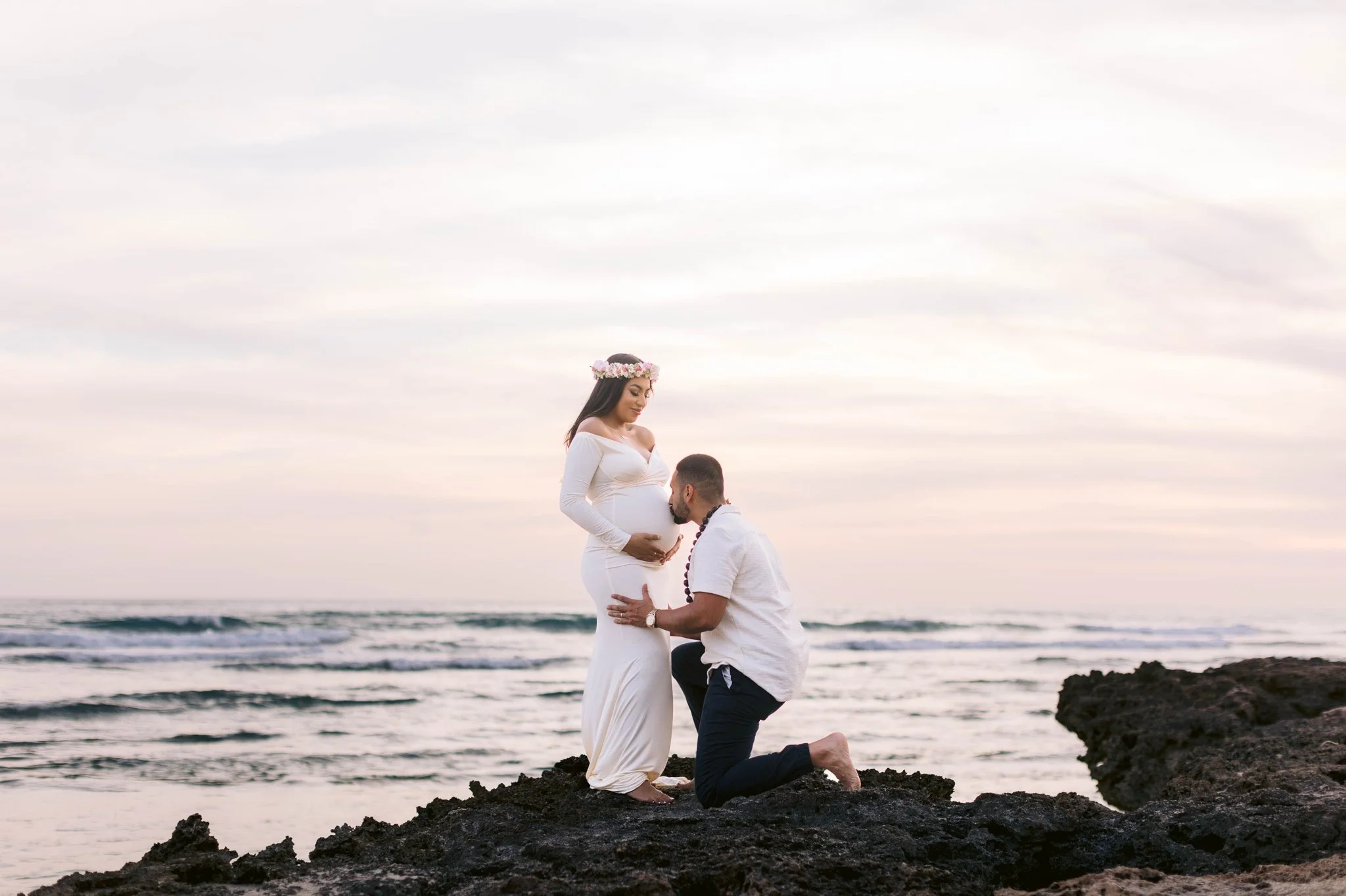 Romantic sunset maternity photography session at the beach - oahu family photographer