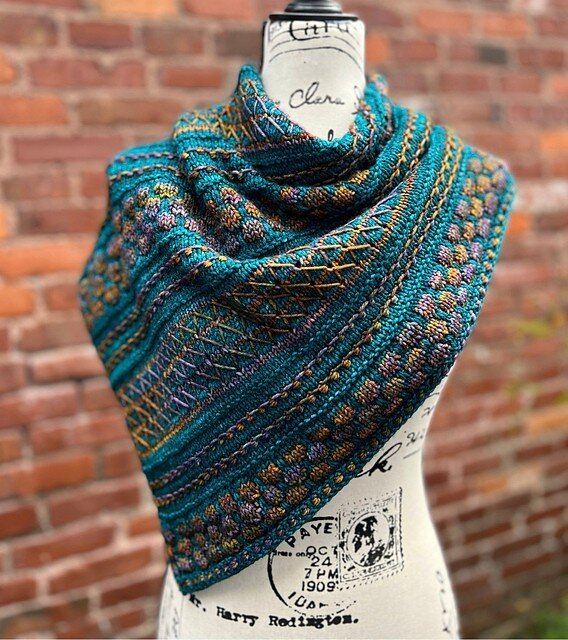 The Holidays Are Coming!!! In our latest newsletter we have some gifting ideas and classes. Like this fabulous Killer Queen Shawl or Cowl by Lyrical Knits click the link in bio to read more. #lys #alteredstitch #thealteredstitch #stitchnsip #knitters